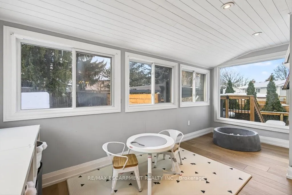 Photo 29 of 16 Forestgate Drive, Hamilton, Fessenden — HOMEH