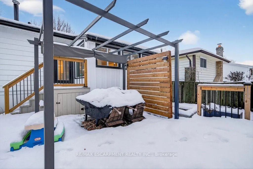 Photo 43 of 16 Forestgate Drive, Hamilton, Fessenden — HOMEH
