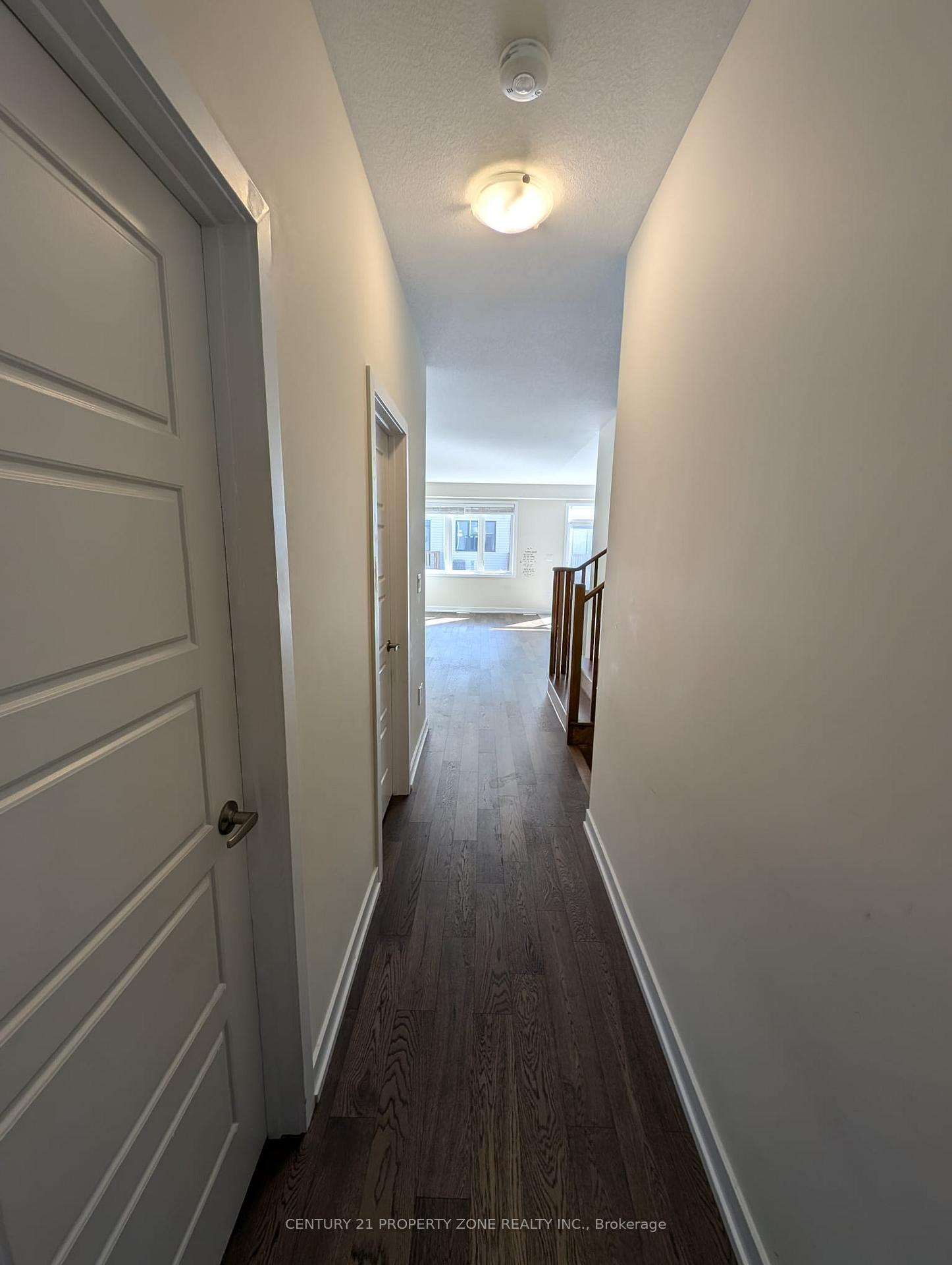 Photo 19 of 30 Lemon Avenue N, Thorold, Hurricane/Merrittville — HOMEH