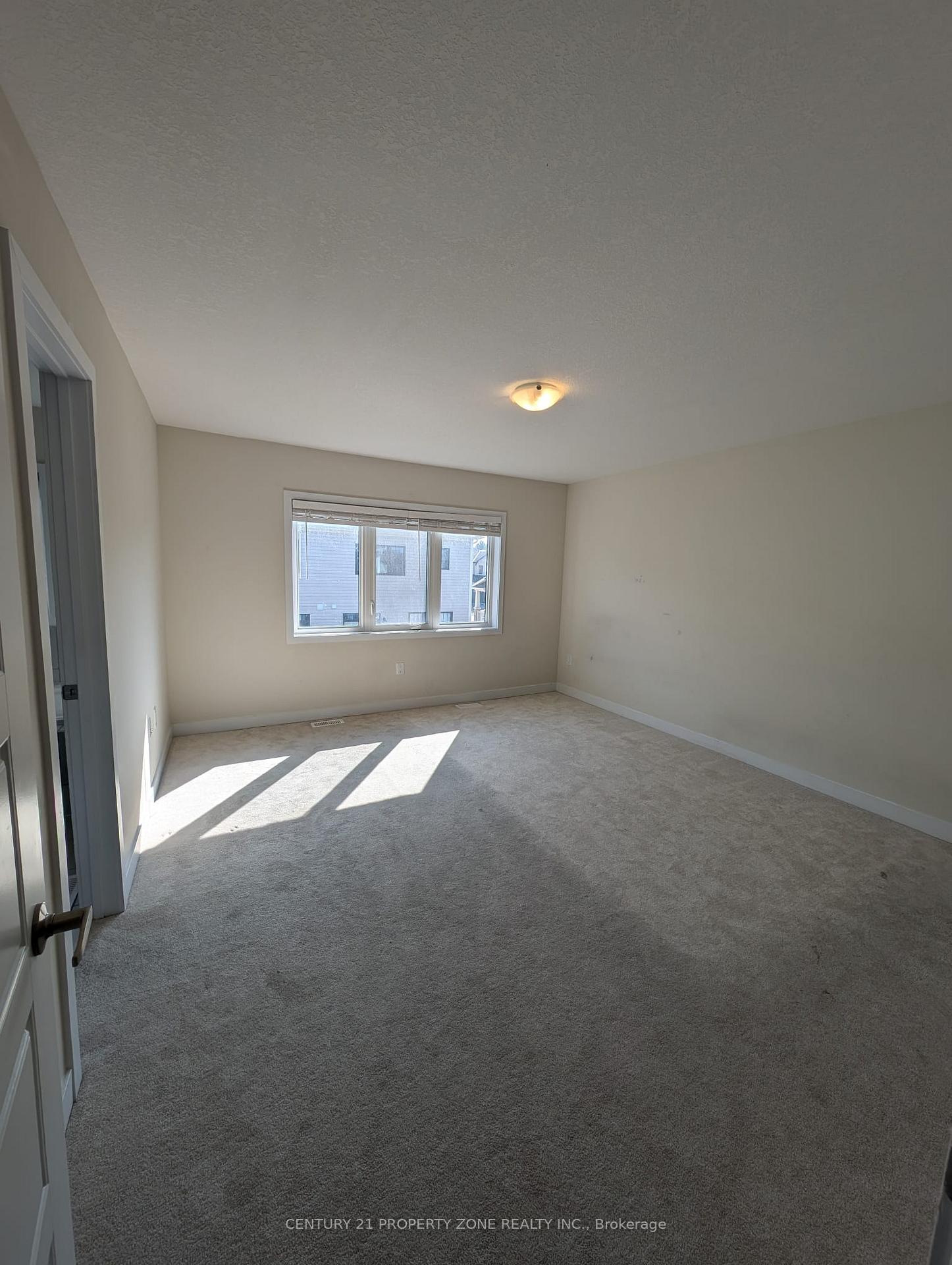 Photo 25 of 30 Lemon Avenue N, Thorold, Hurricane/Merrittville — HOMEH