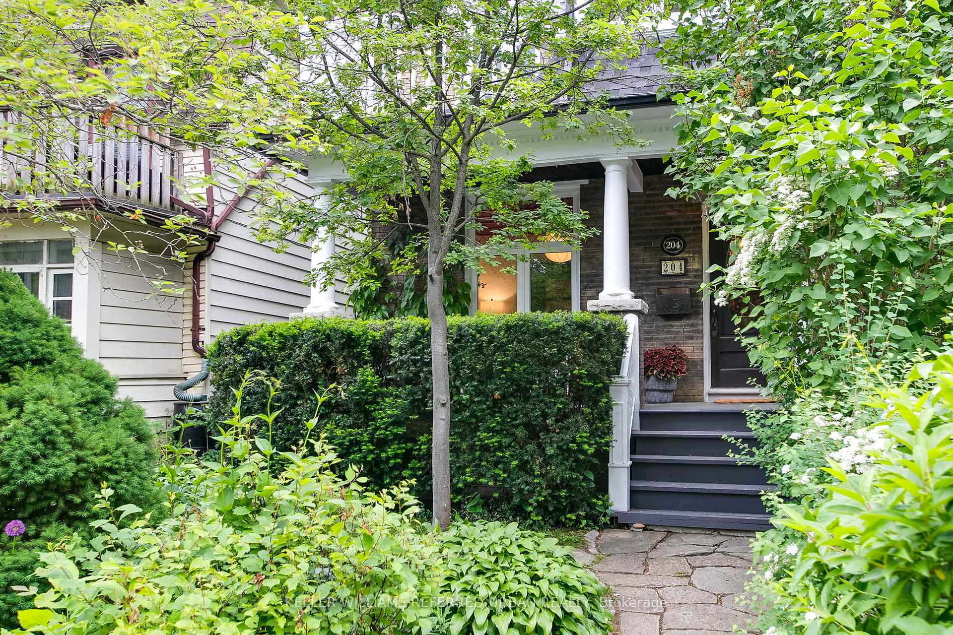 Photo 3 of 204 Ashdale Avenue, Toronto, Greenwood-Coxwell — HOMEH