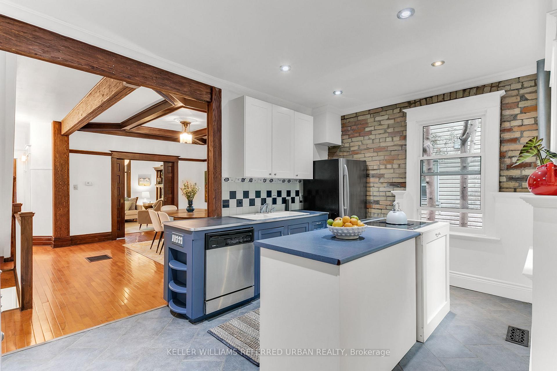 Photo 19 of 204 Ashdale Avenue, Toronto, Greenwood-Coxwell — HOMEH
