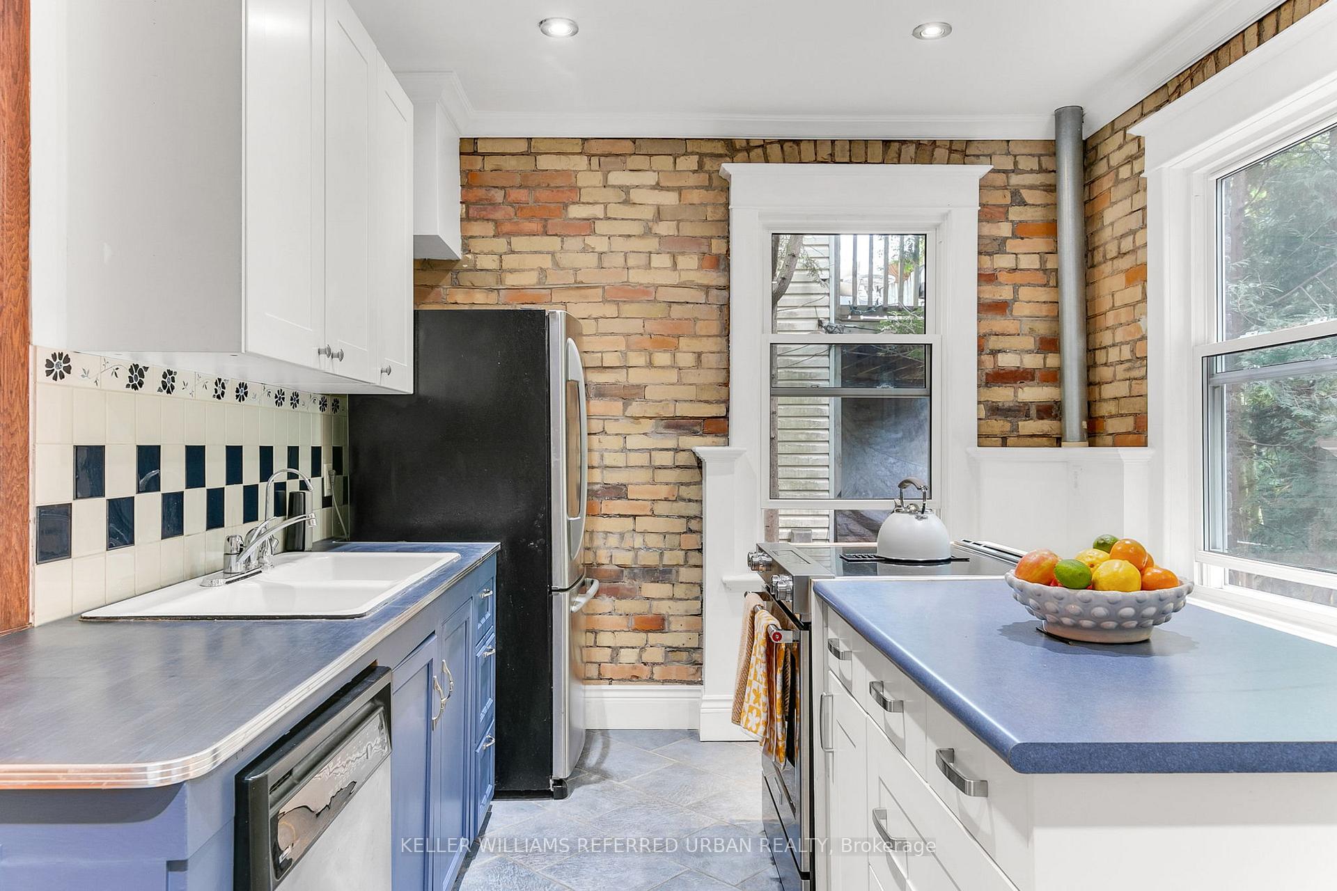 Photo 20 of 204 Ashdale Avenue, Toronto, Greenwood-Coxwell — HOMEH