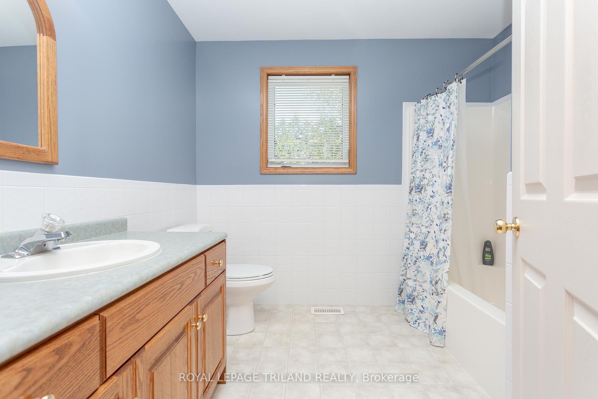 Photo 27 of 1104 Gladstone Drive, Thames Centre, Rural Thames Centre — HOMEH