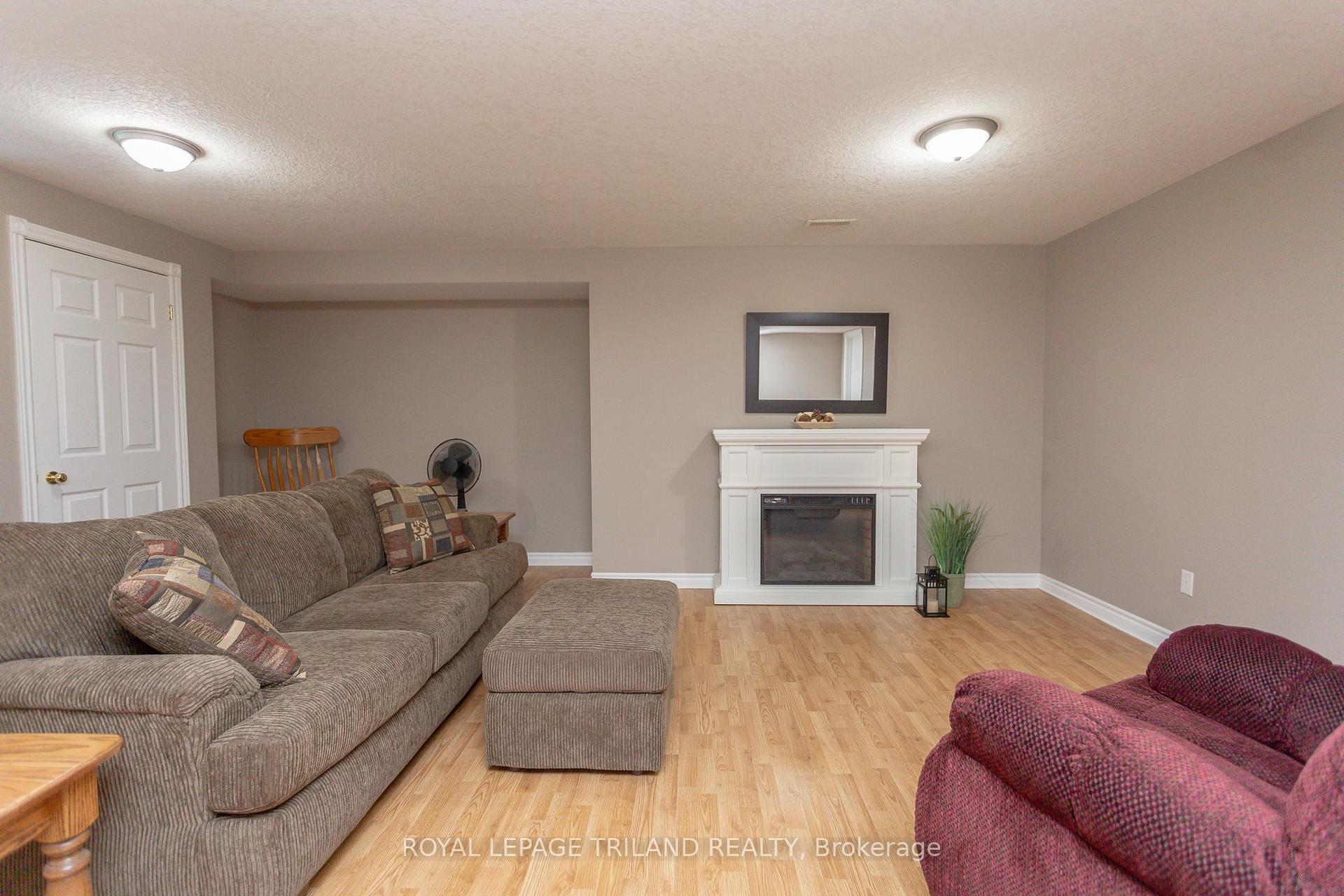 Photo 30 of 1104 Gladstone Drive, Thames Centre, Rural Thames Centre — HOMEH