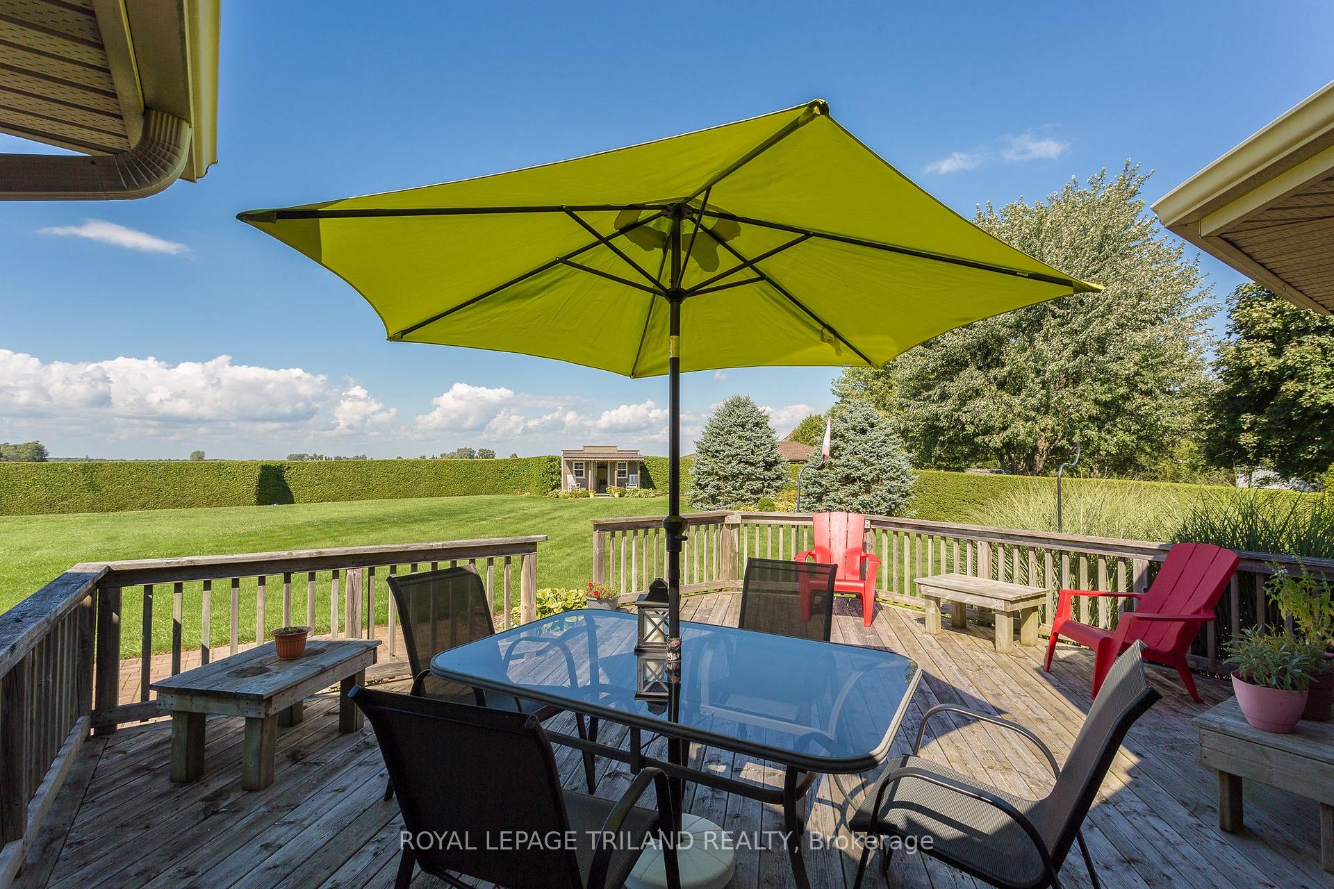 Photo 33 of 1104 Gladstone Drive, Thames Centre, Rural Thames Centre — HOMEH