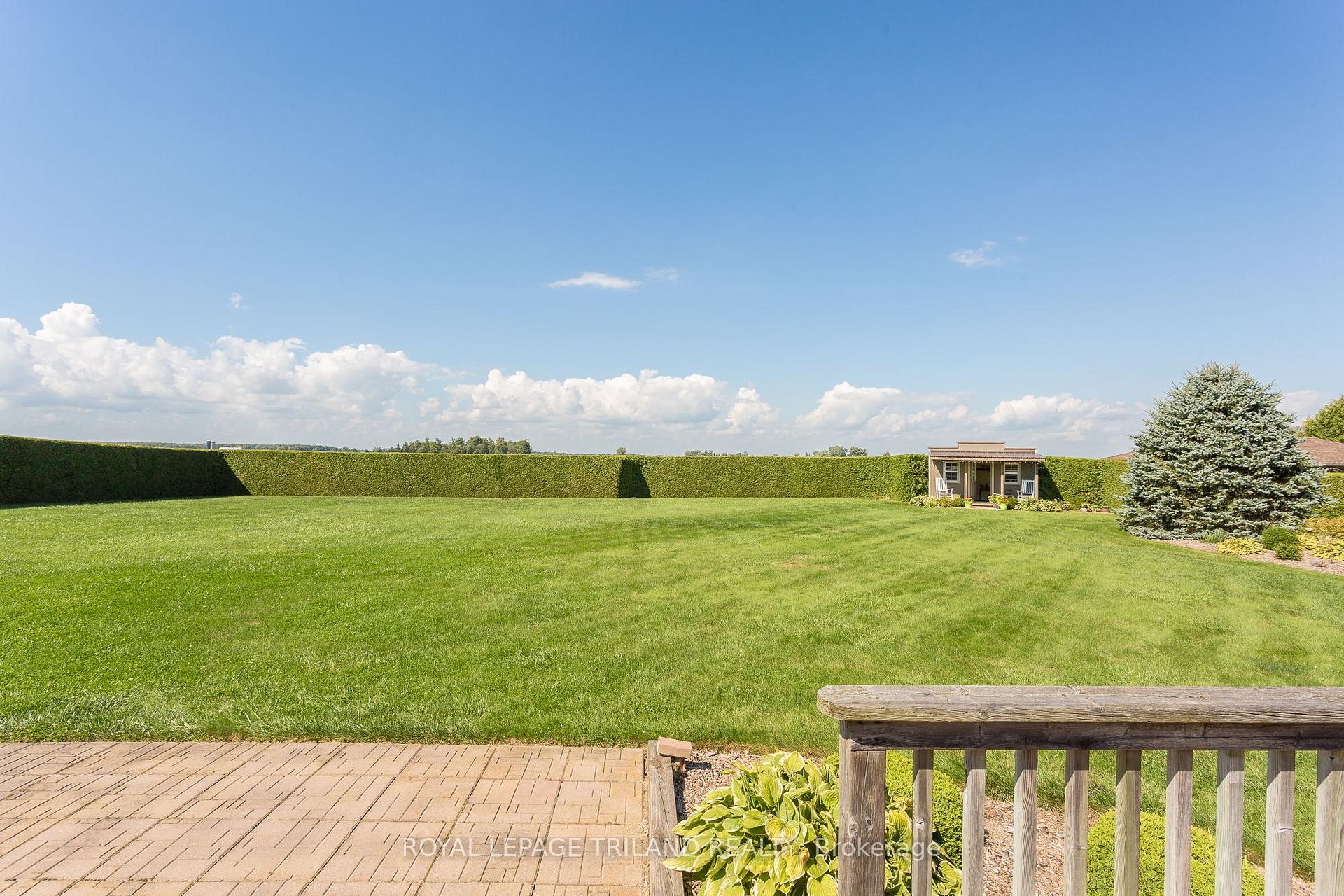 Photo 39 of 1104 Gladstone Drive, Thames Centre, Rural Thames Centre — HOMEH
