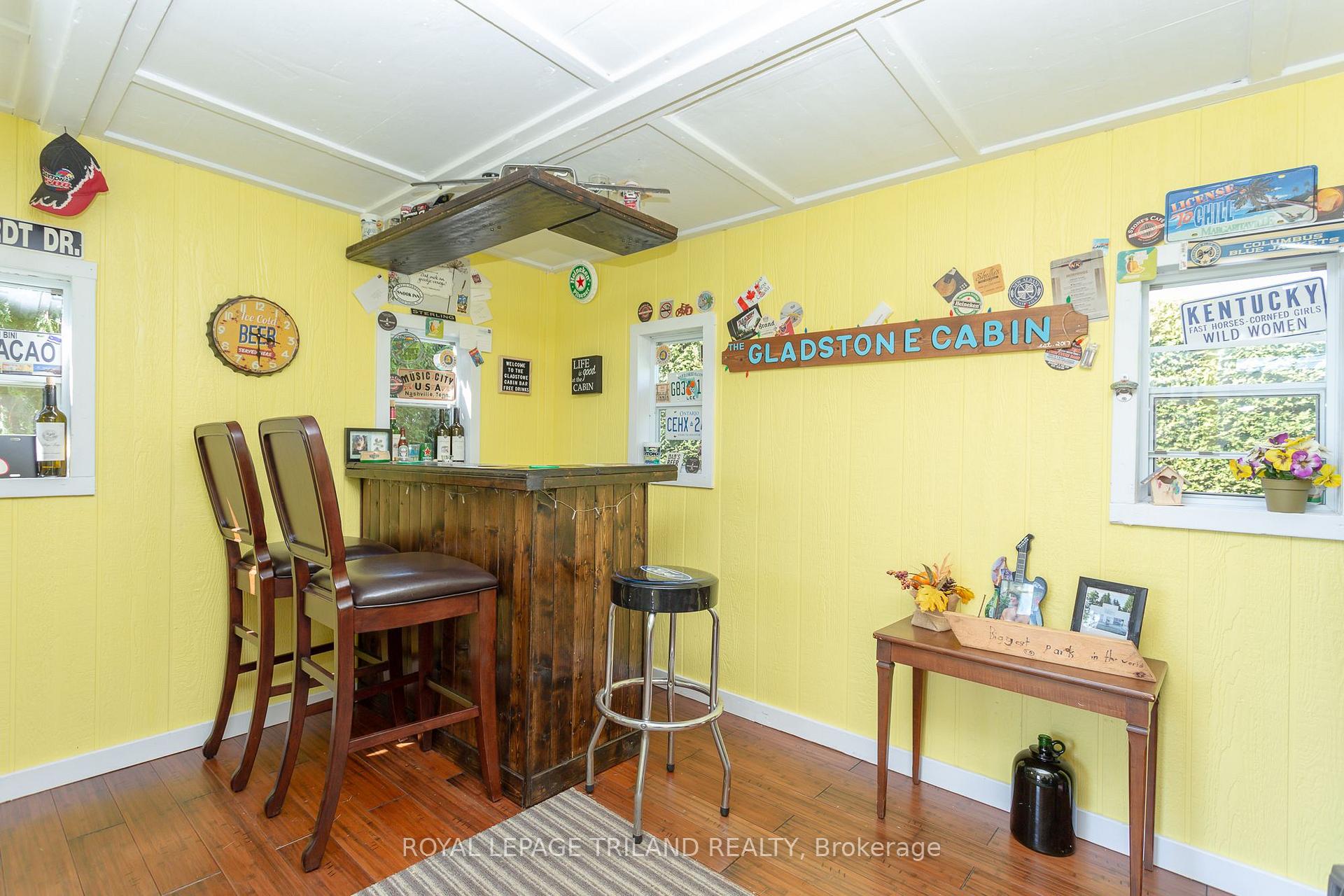 Photo 42 of 1104 Gladstone Drive, Thames Centre, Rural Thames Centre — HOMEH