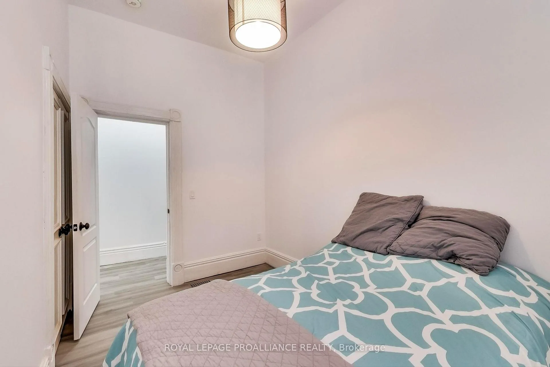 Photo 22 of Unit # 2, 615 Union Street, Peterborough, Town Ward 3 — HOMEH