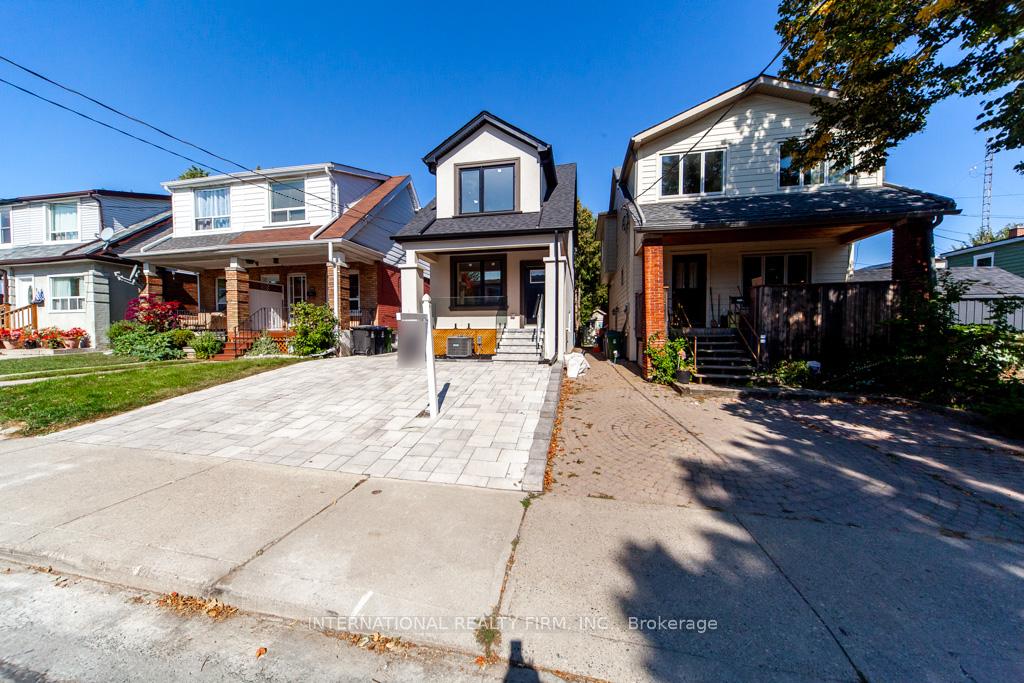 Photo 2 of 186 Milverton Boulevard, Toronto, Danforth Village-East York — HOMEH