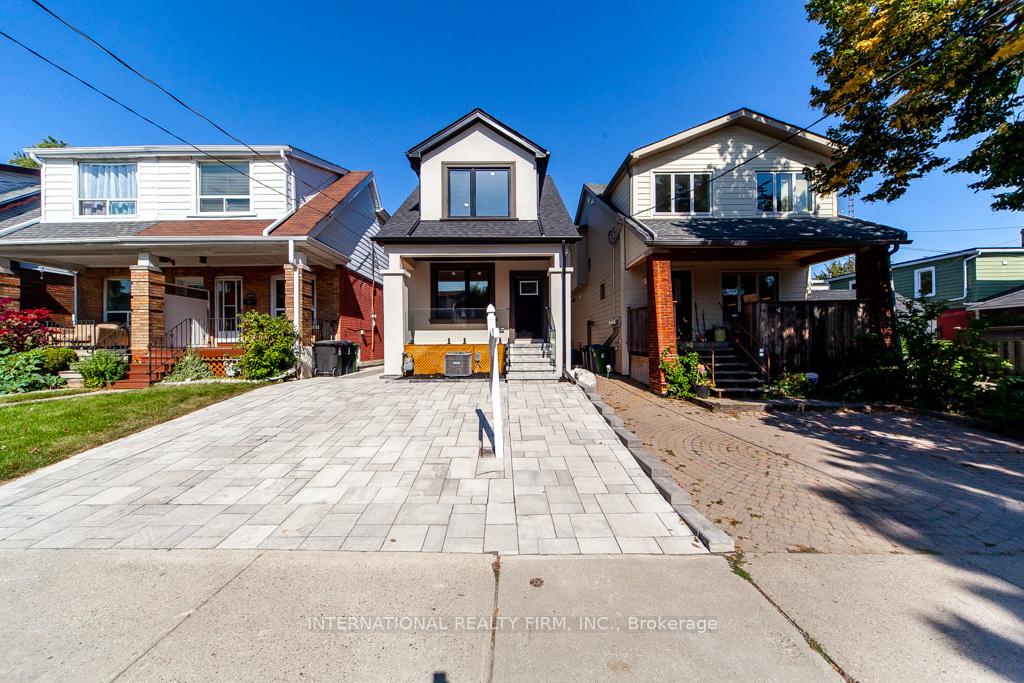 Photo 4 of 186 Milverton Boulevard, Toronto, Danforth Village-East York — HOMEH