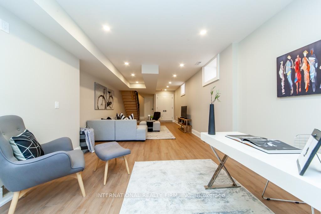 Photo 40 of 186 Milverton Boulevard, Toronto, Danforth Village-East York — HOMEH