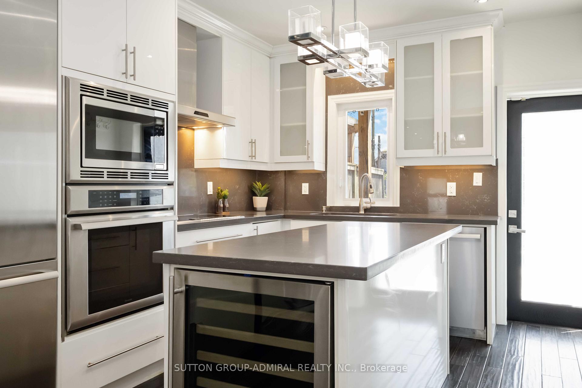 Photo 11 of 235 Bain Avenue, Toronto, North Riverdale — HOMEH