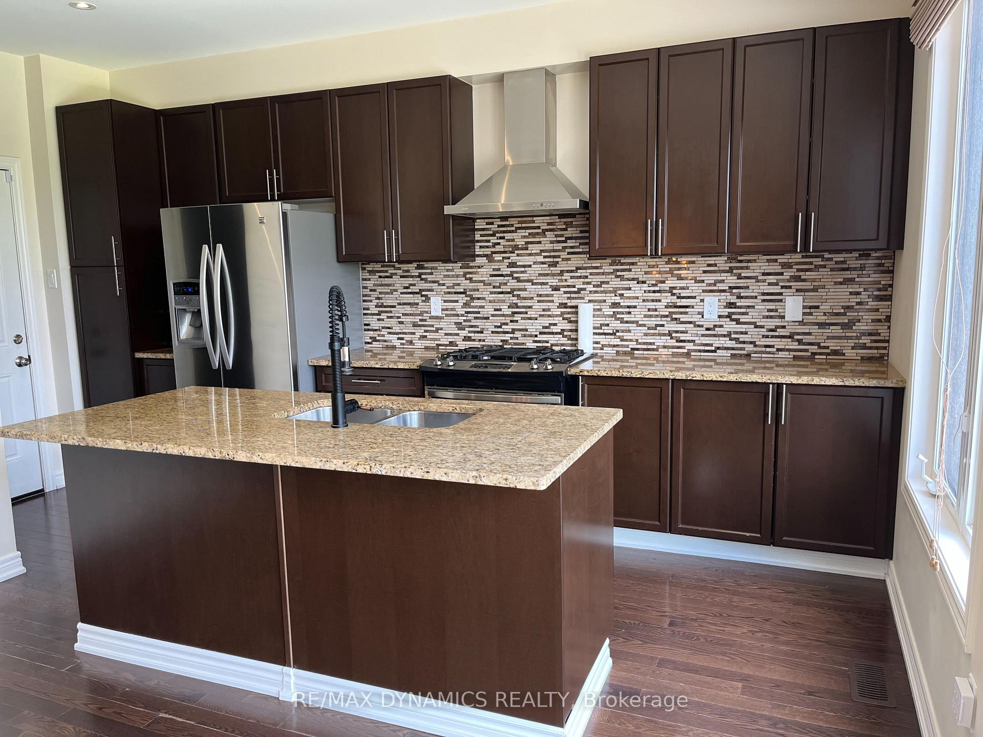 Photo 3 of 12 Miracle Way, Thorold, Rolling Meadows — HOMEH