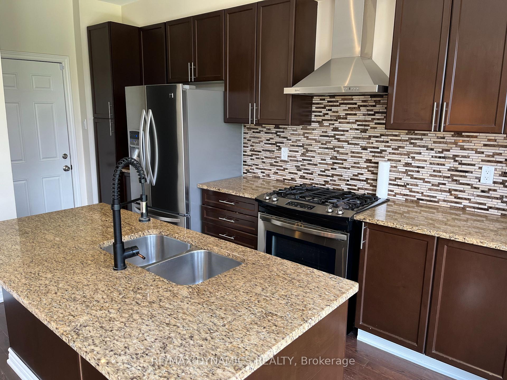 Photo 4 of 12 Miracle Way, Thorold, Rolling Meadows — HOMEH