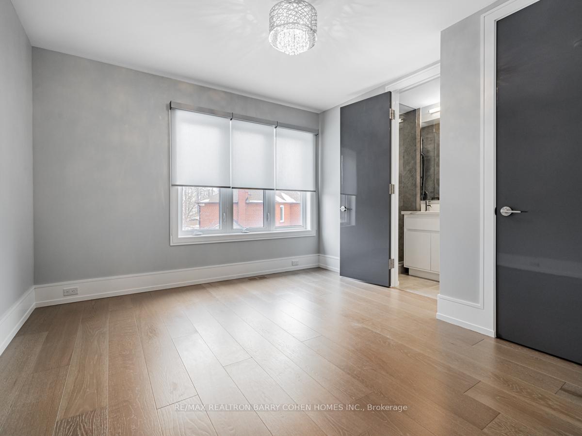 Photo 20 of 215 Cedric Avenue, Toronto, Oakwood Village — HOMEH