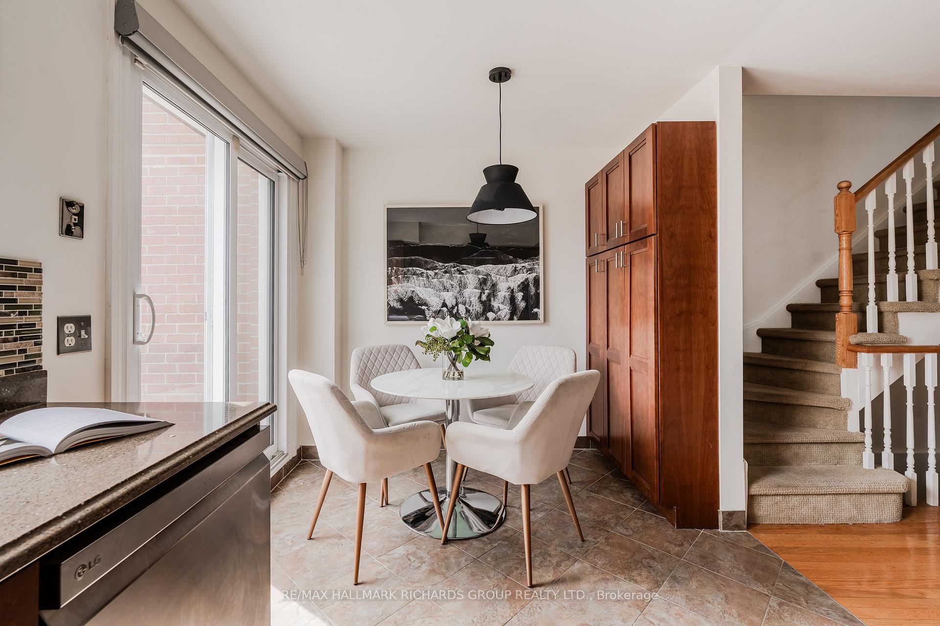Photo 9 of 17 Brick Court, Toronto, South Riverdale — HOMEH