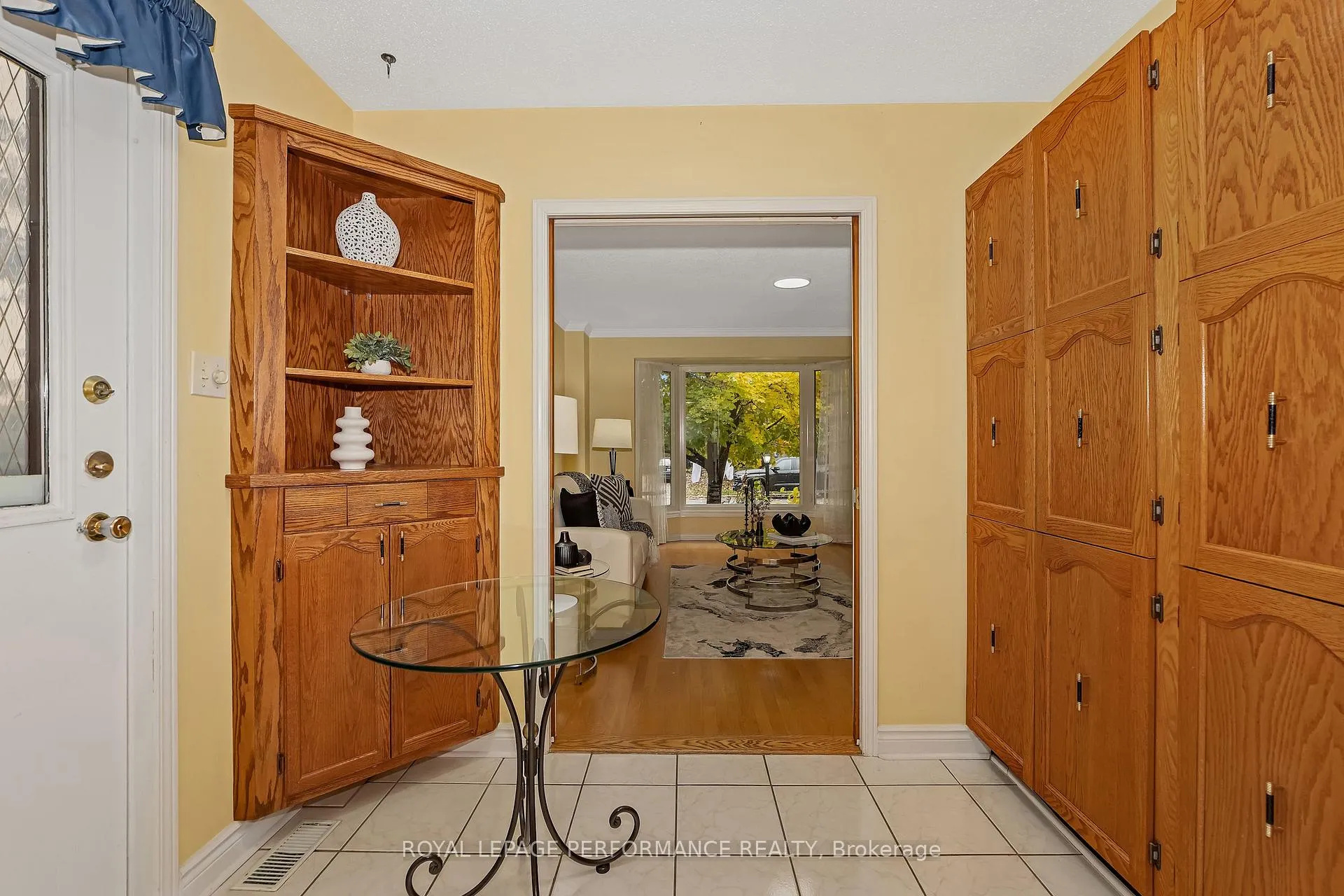 Photo 7 of 46 Otten Drive, Ottawa, Barrhaven - Pheasant Run — HOMEH