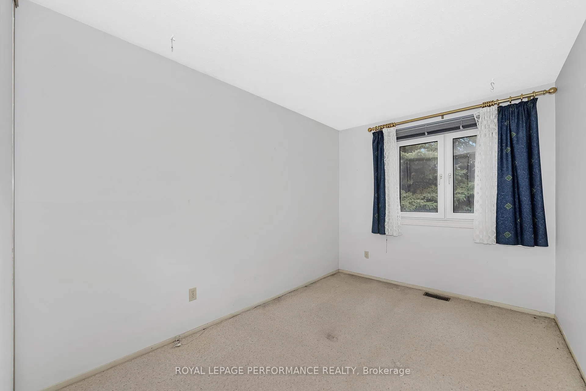 Photo 21 of 46 Otten Drive, Ottawa, Barrhaven - Pheasant Run — HOMEH