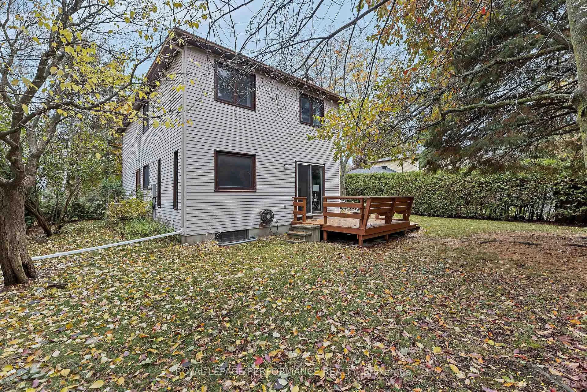 Photo 27 of 46 Otten Drive, Ottawa, Barrhaven - Pheasant Run — HOMEH