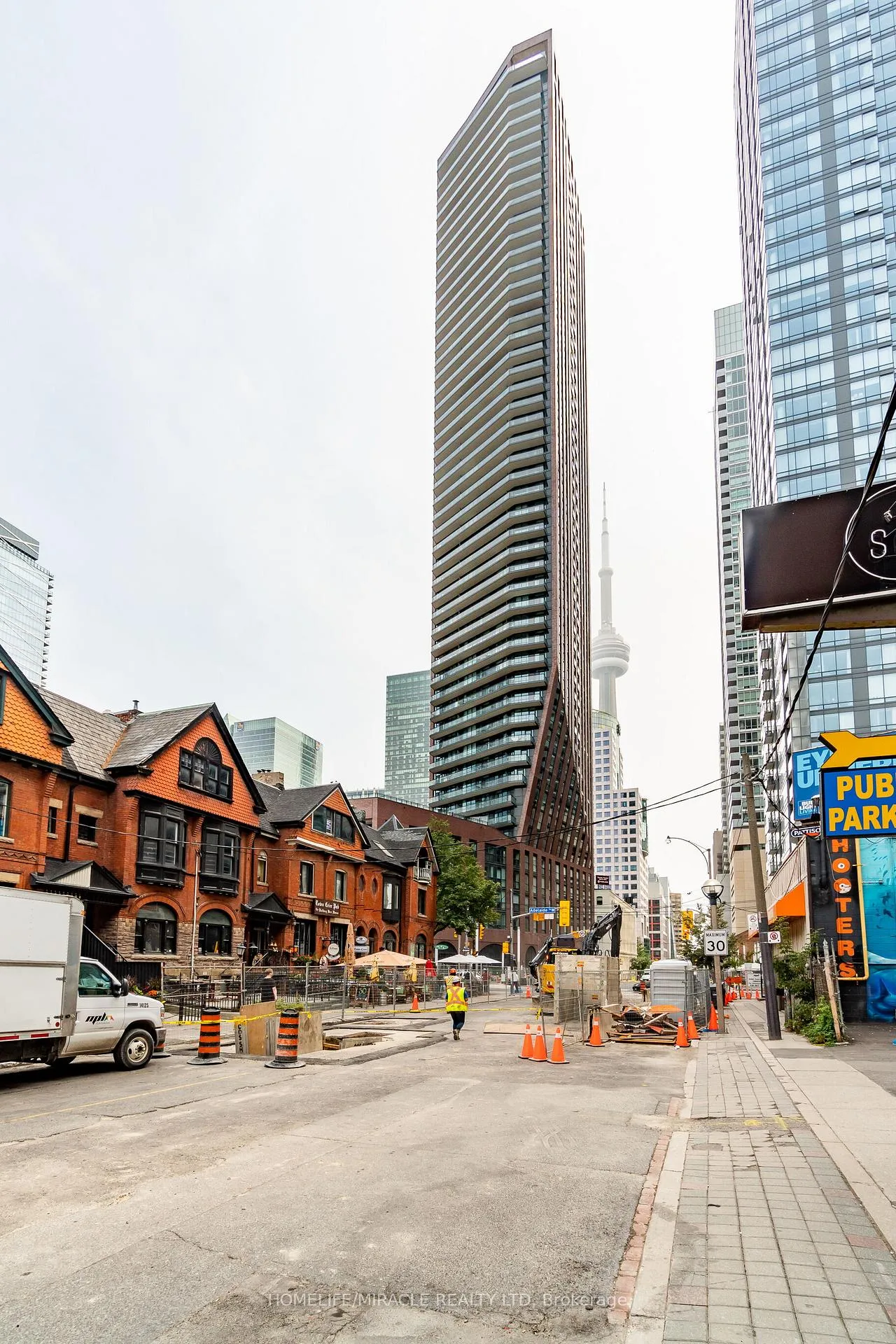 Front of Unit 4102, 99 John Street