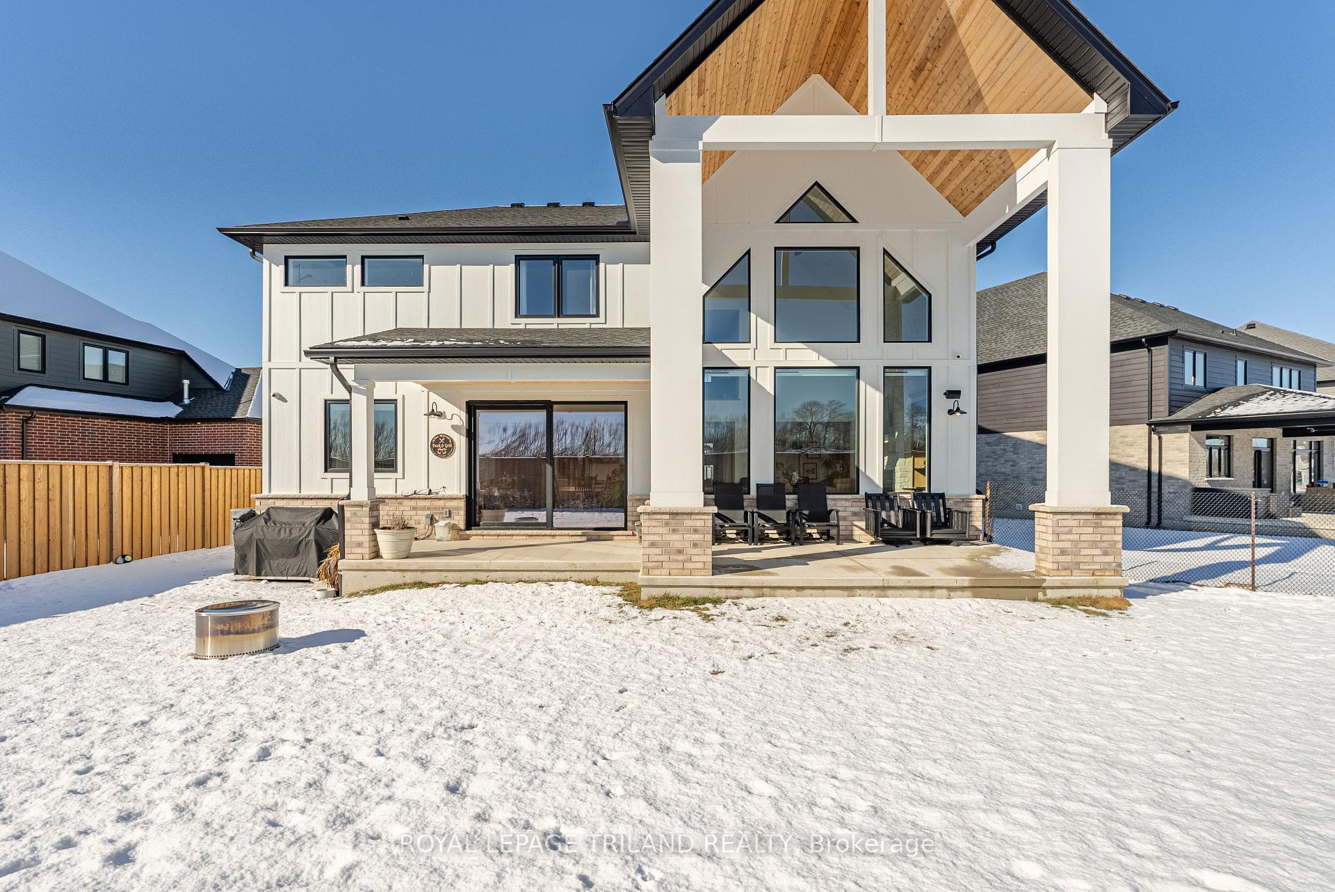 Photo 14 of 20 Greenbrier Ridge, Thames Centre, Rural Thames Centre — HOMEH