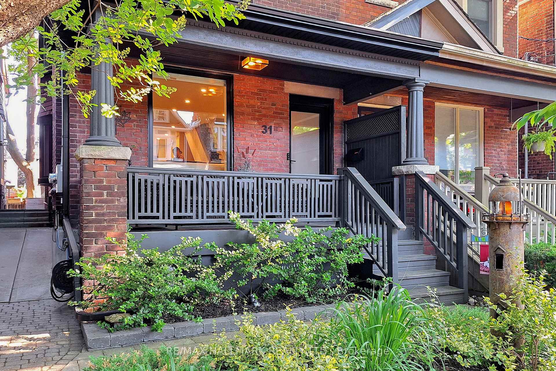 Photo 3 of 31 Garnock Avenue, Toronto, North Riverdale — HOMEH