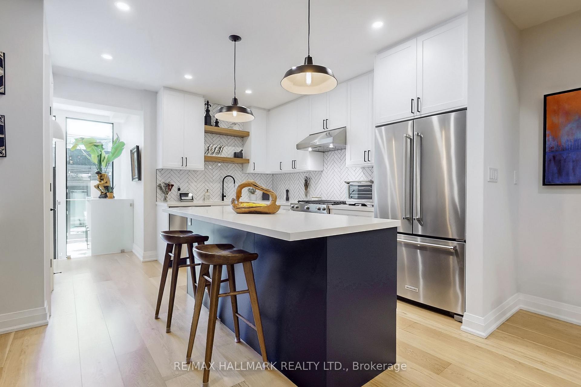 Photo 9 of 31 Garnock Avenue, Toronto, North Riverdale — HOMEH