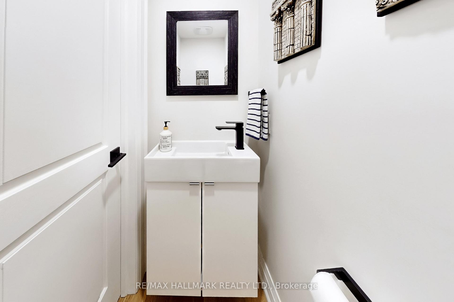 Photo 14 of 31 Garnock Avenue, Toronto, North Riverdale — HOMEH