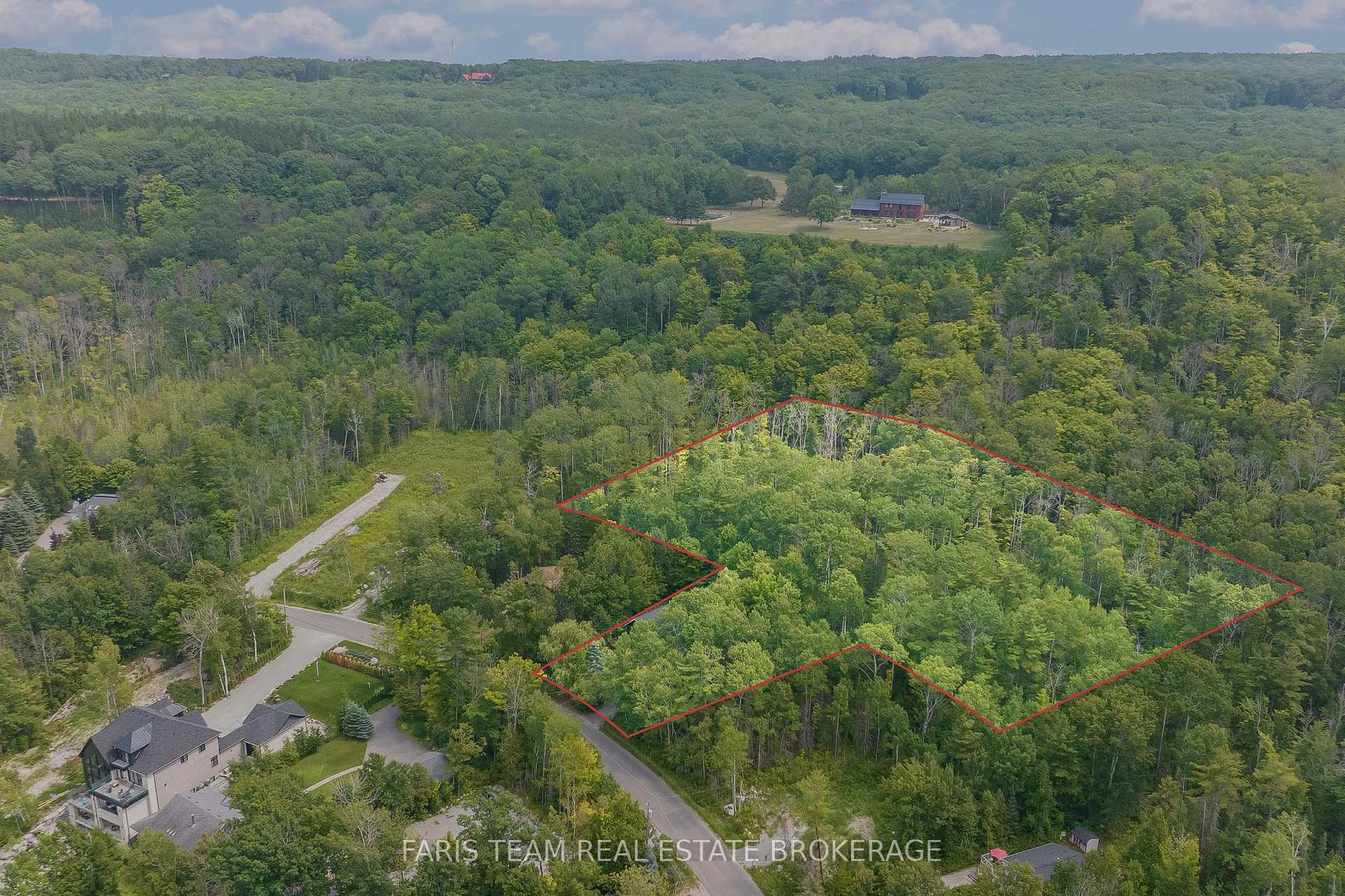 Photo 29 of 457 Silver Birch Drive, Tiny, Rural Tiny — HOMEH