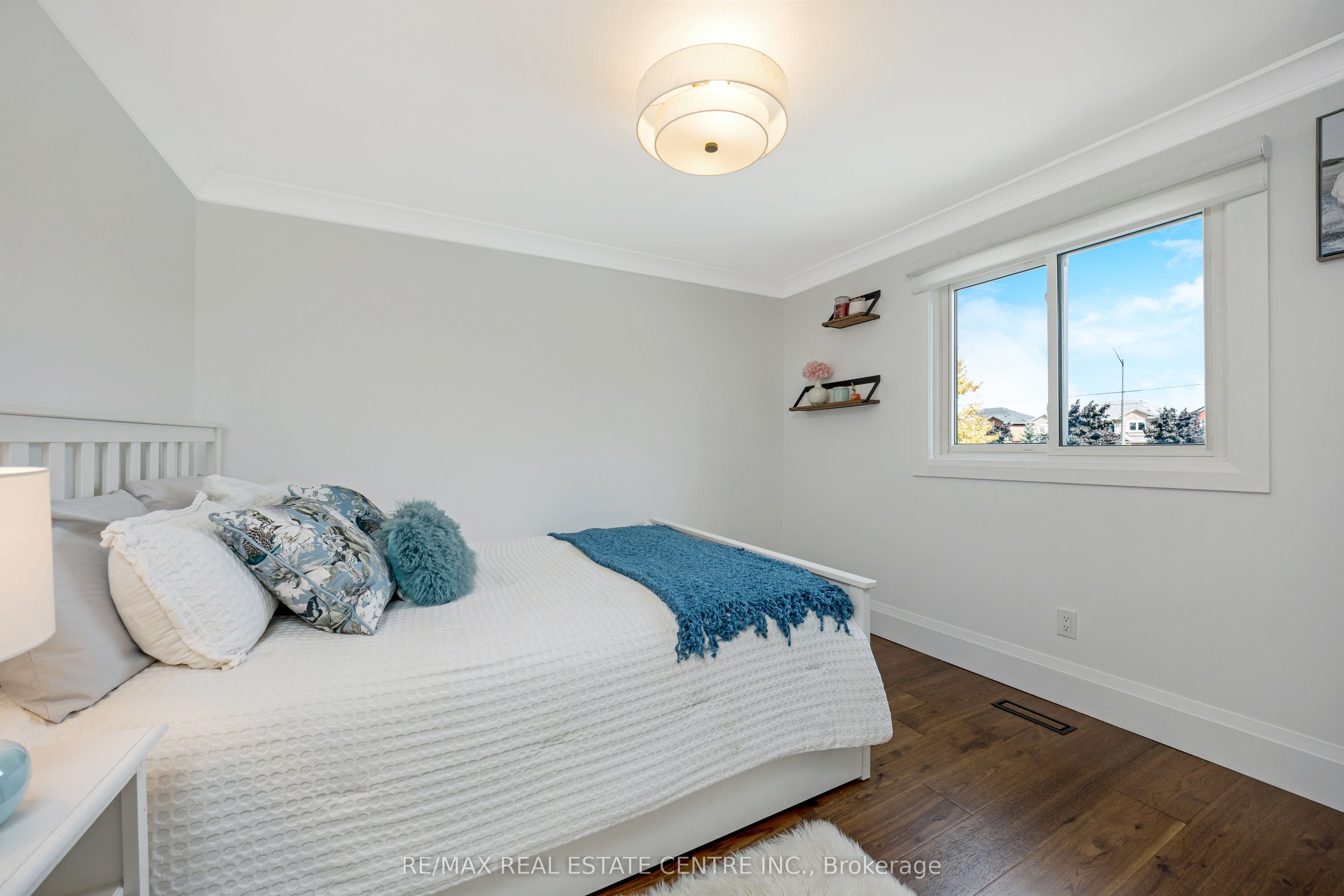 Photo 64 of 884 Hemlock Drive, Milton, Dorset Park — HOMEH