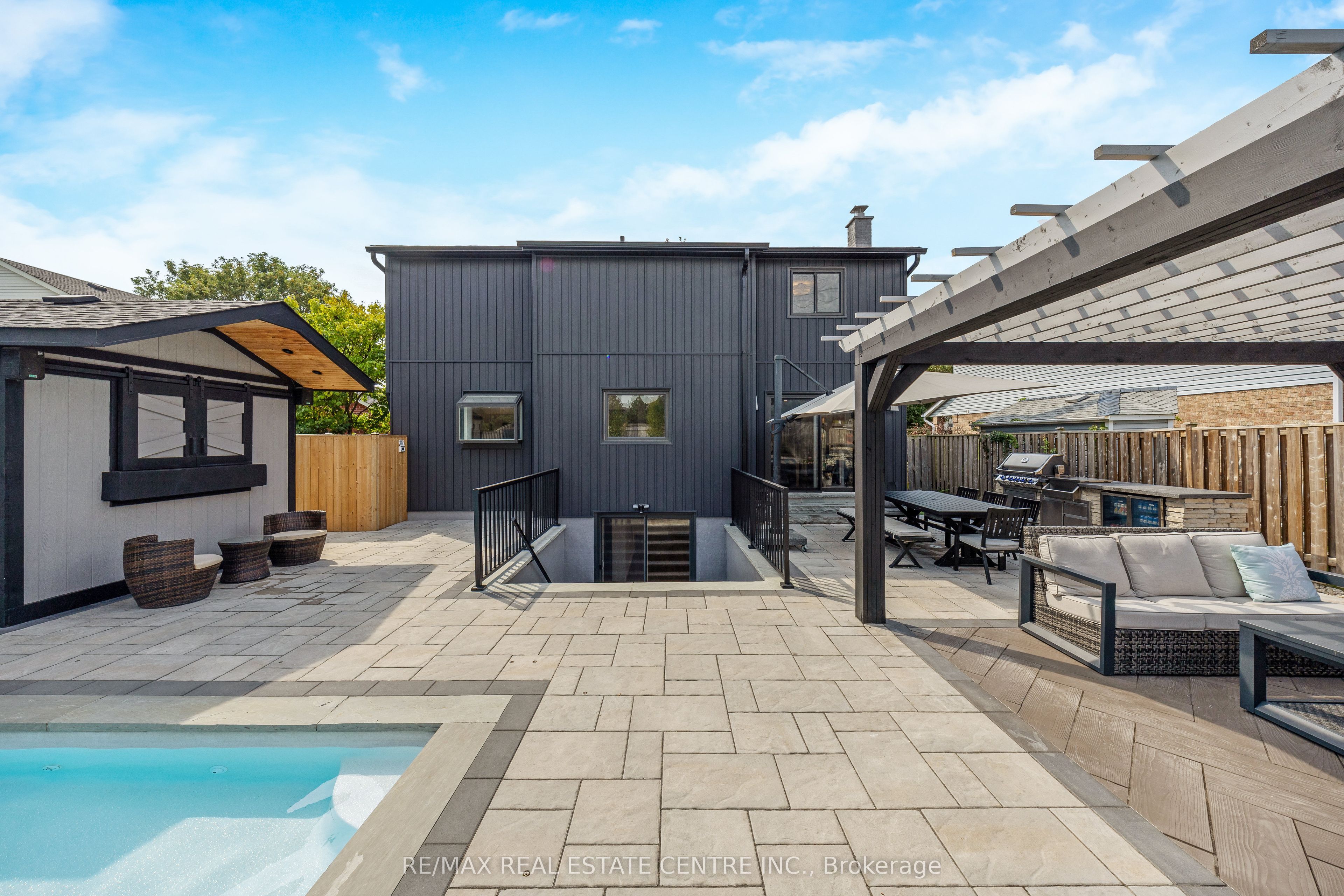 Photo 80 of 884 Hemlock Drive, Milton, Dorset Park — HOMEH