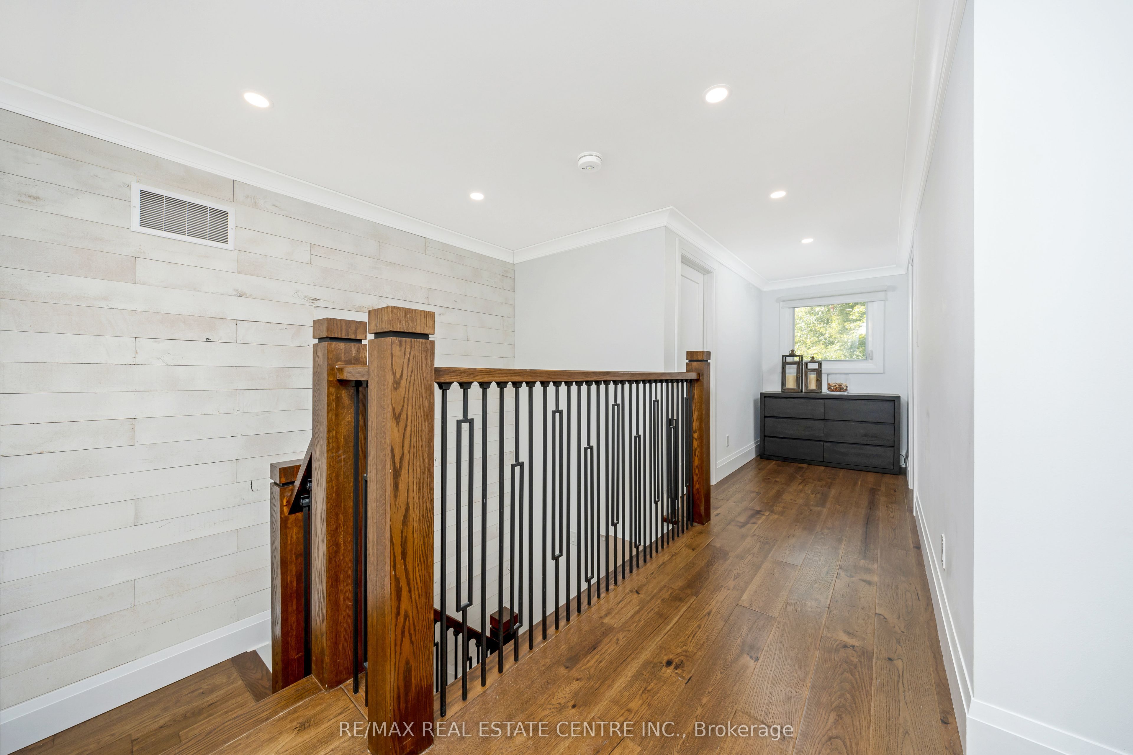 Photo 57 of 884 Hemlock Drive, Milton, Dorset Park — HOMEH