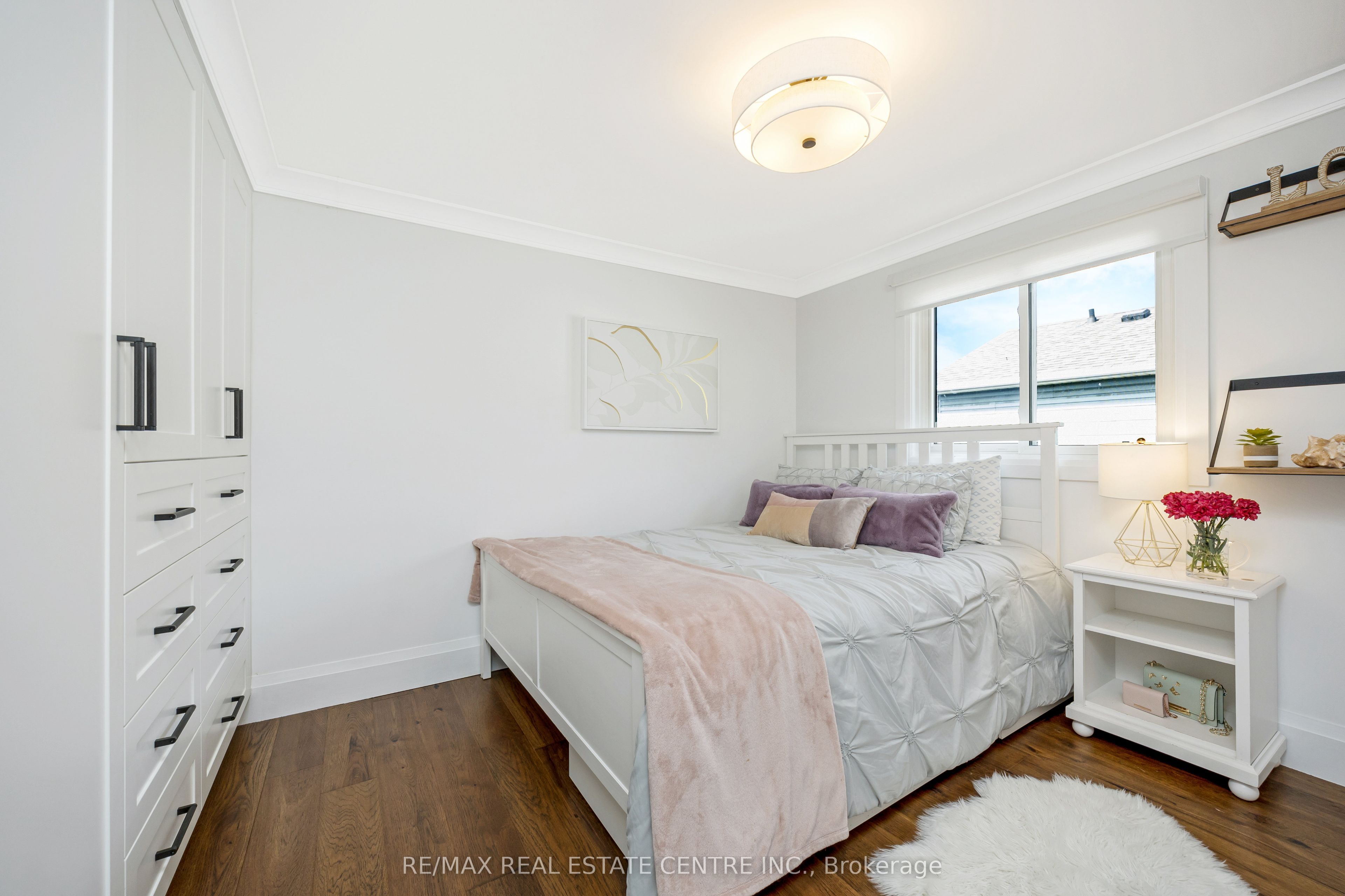 Photo 63 of 884 Hemlock Drive, Milton, Dorset Park — HOMEH