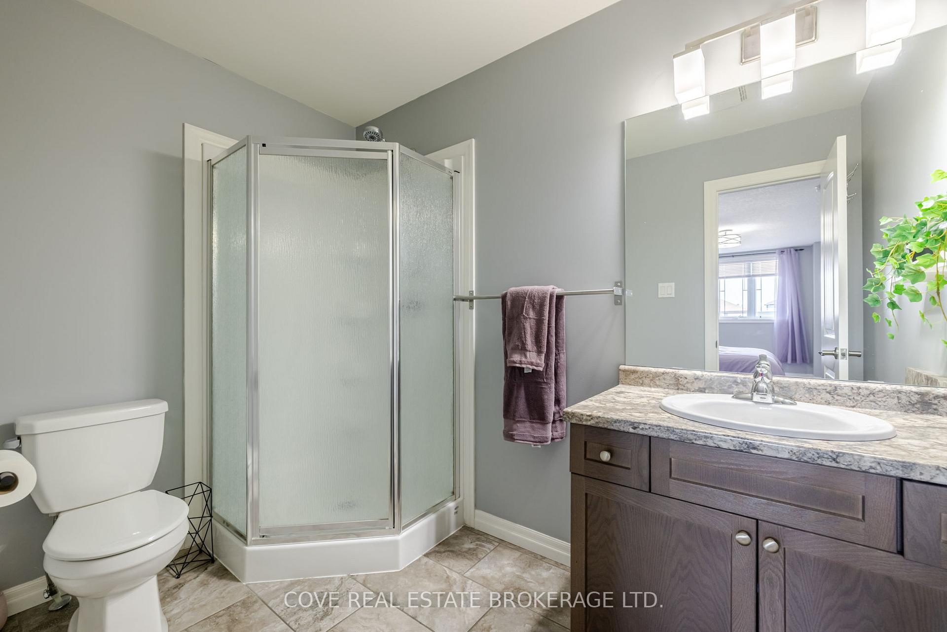 Photo 19 of 35 Leesboro Trail, Thames Centre, Thorndale — HOMEH