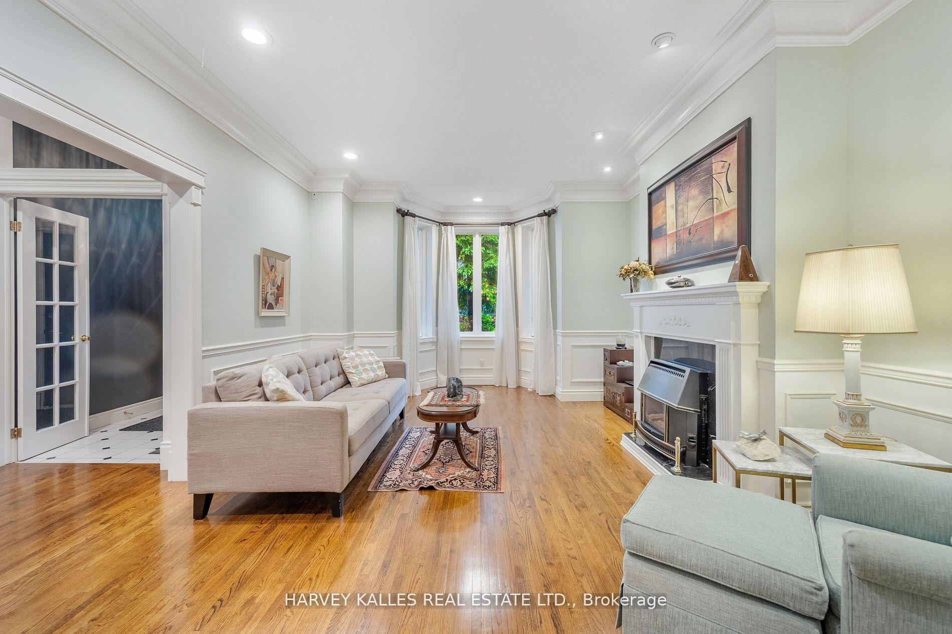Photo 5 of 200 Seaton Street, Toronto, Cabbagetown-South St. James Town — HOMEH