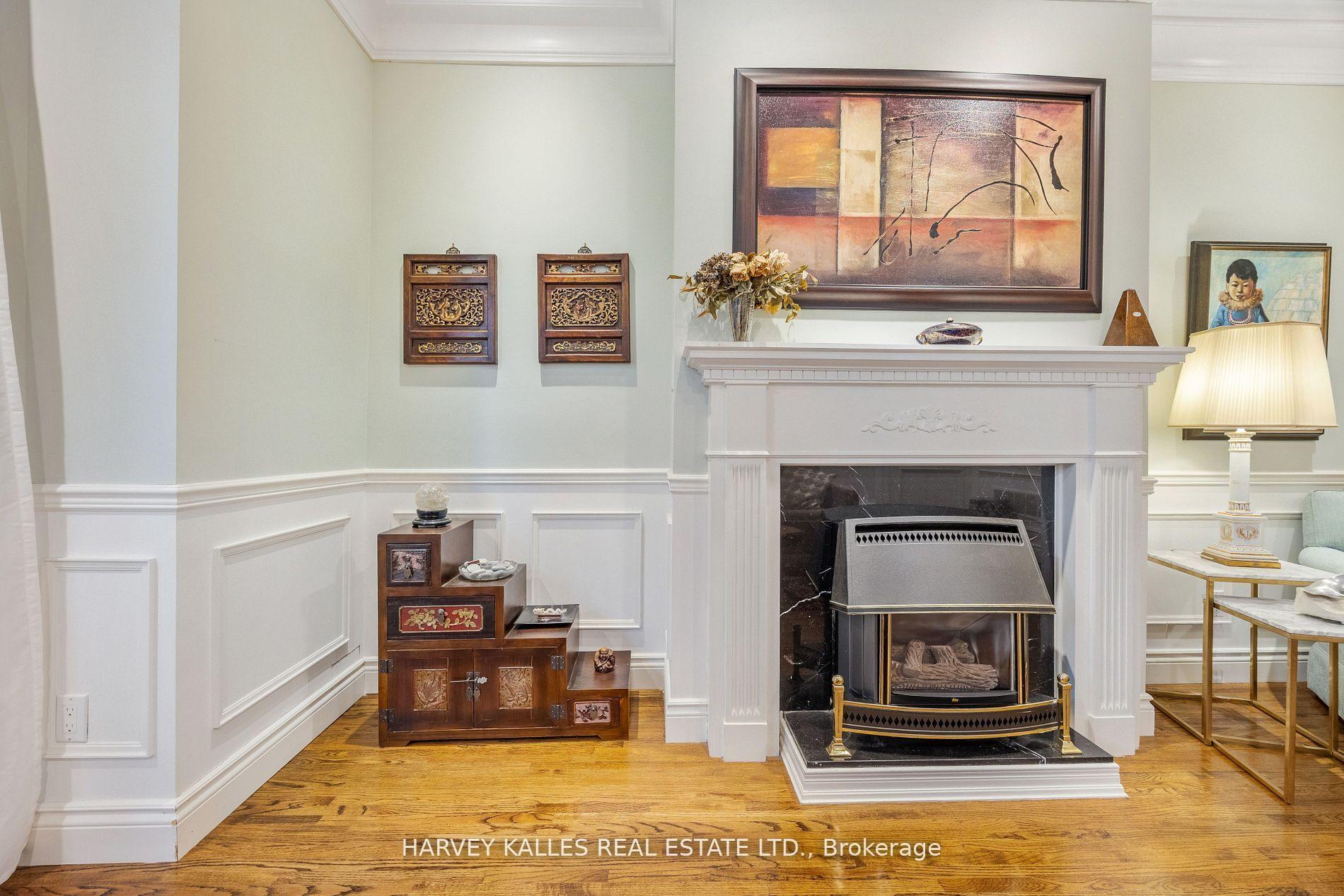 Photo 6 of 200 Seaton Street, Toronto, Cabbagetown-South St. James Town — HOMEH