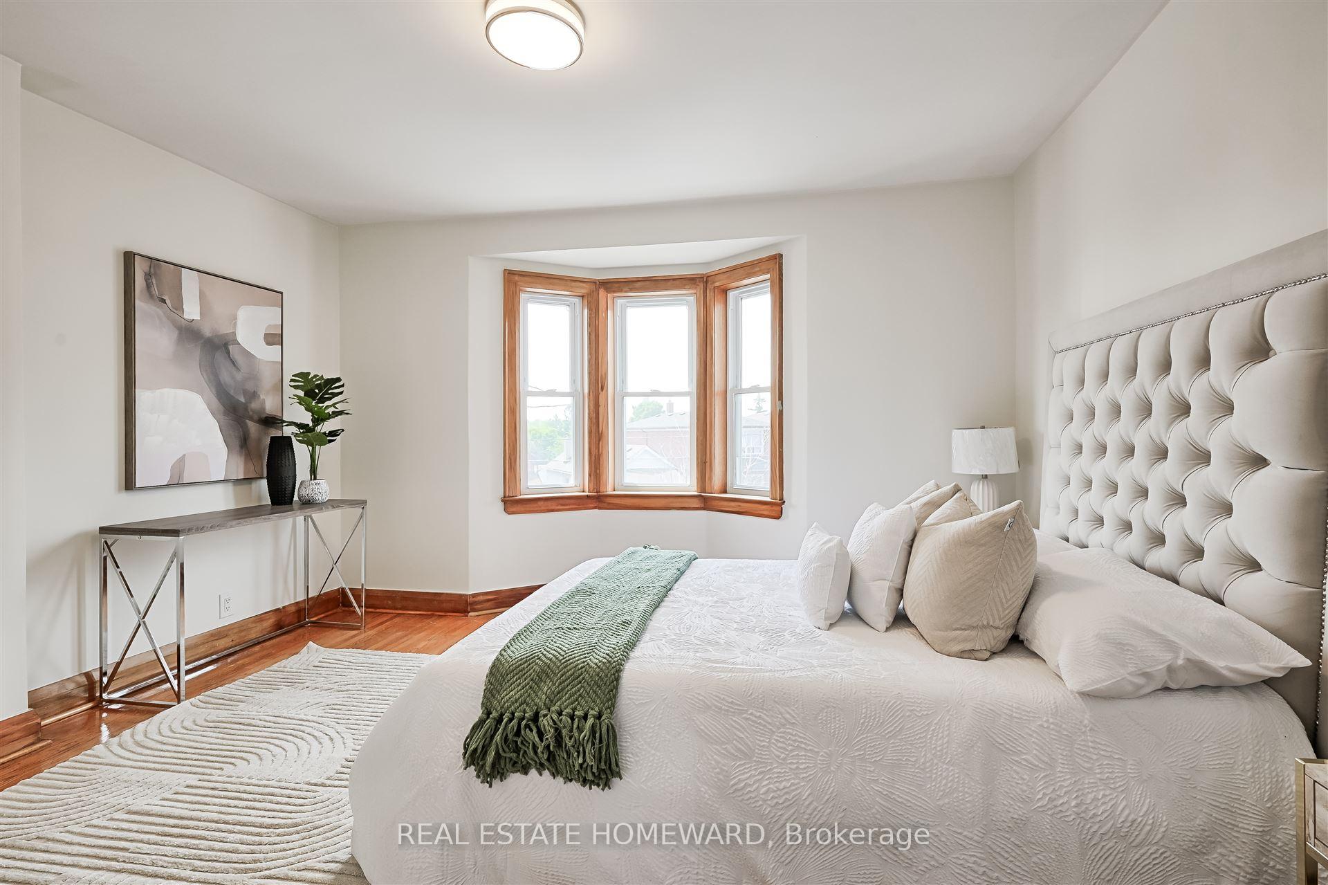 Photo 21 of 715 Vaughan Road, Toronto, Oakwood Village — HOMEH
