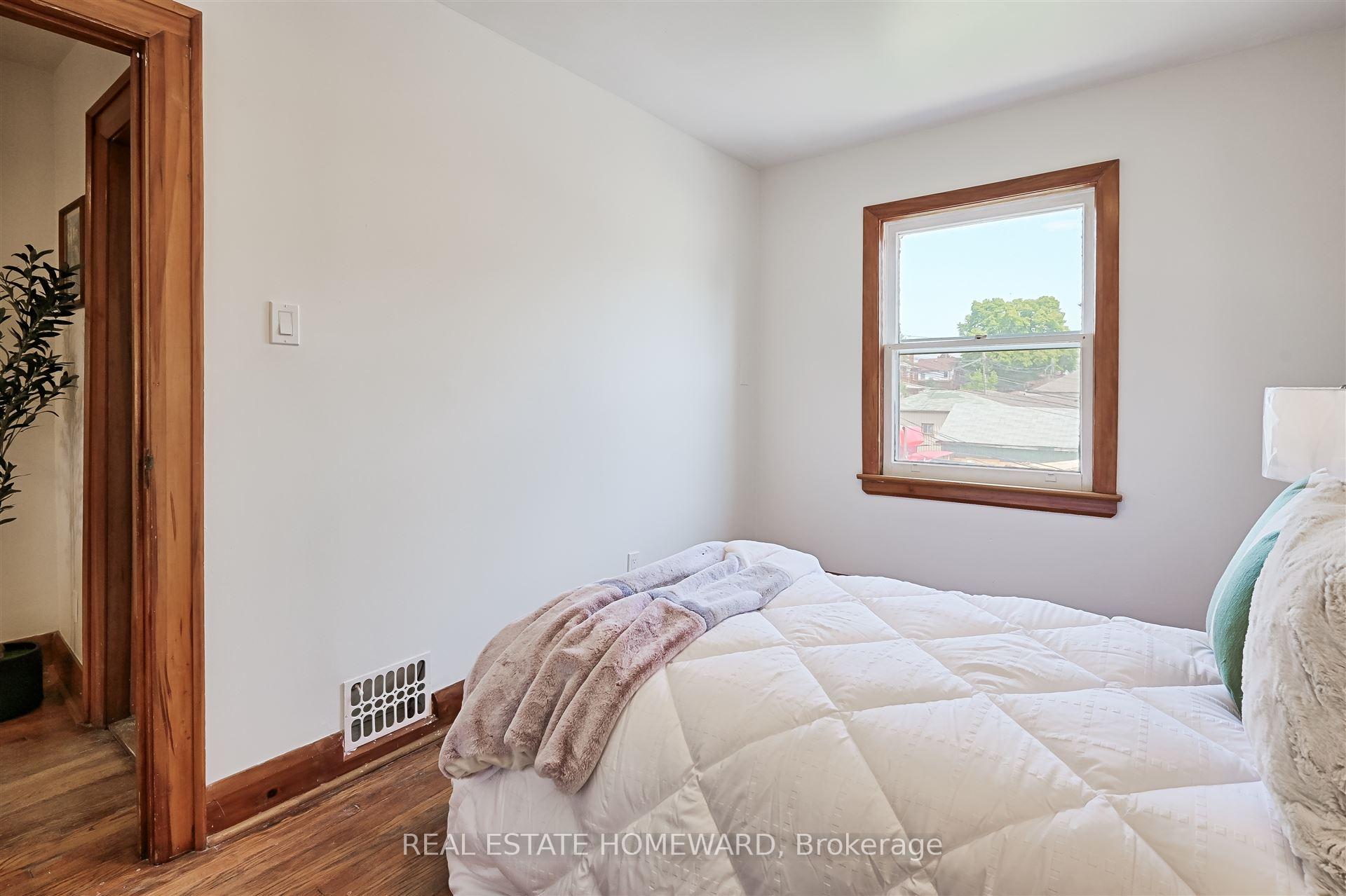 Photo 28 of 715 Vaughan Road, Toronto, Oakwood Village — HOMEH