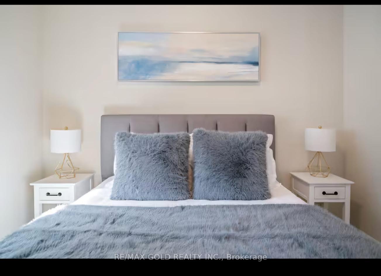 Photo 16 of 215 Vanilla Trail, Thorold, Rolling Meadows — HOMEH