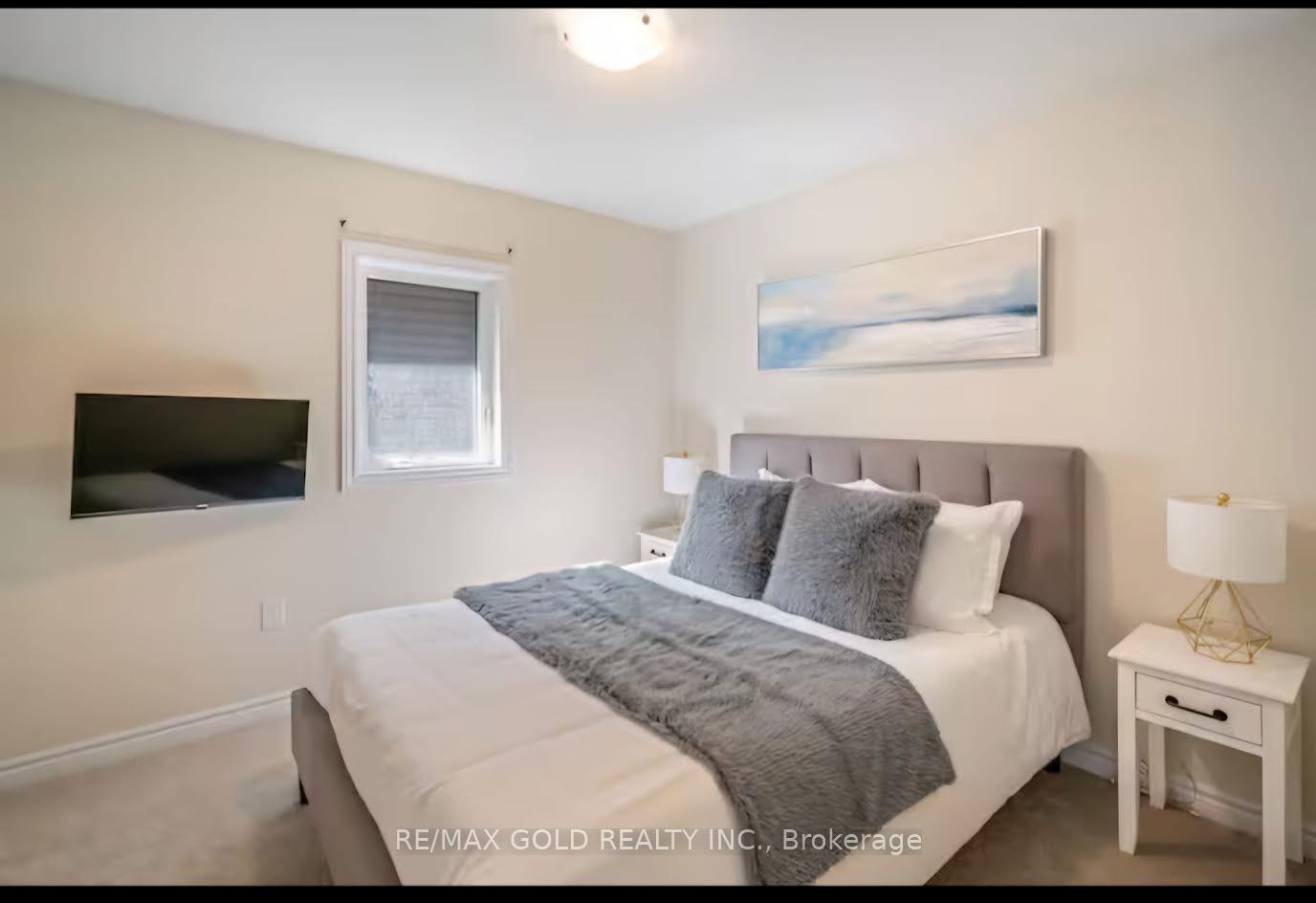Photo 20 of 215 Vanilla Trail, Thorold, Rolling Meadows — HOMEH