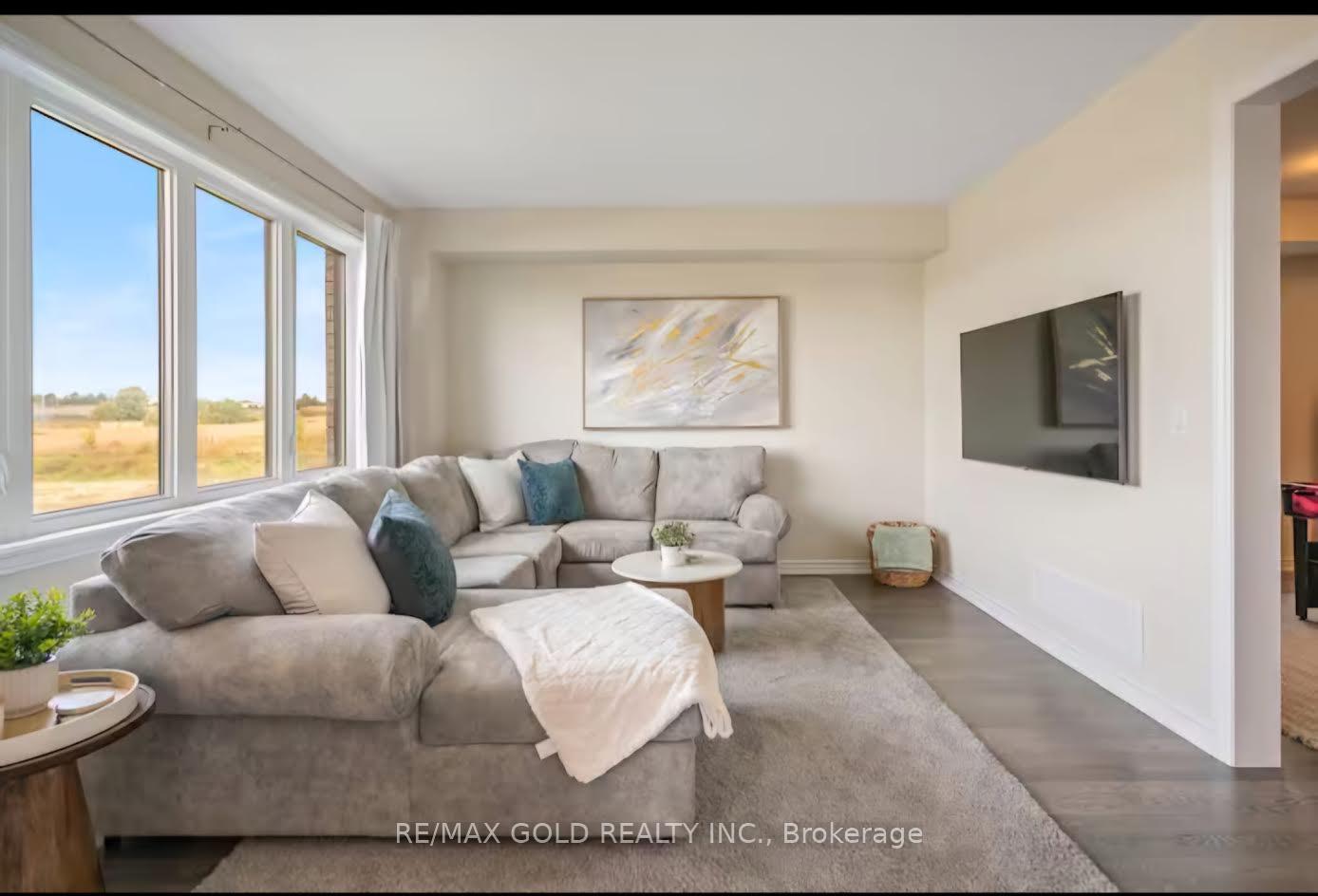 Photo 21 of 215 Vanilla Trail, Thorold, Rolling Meadows — HOMEH