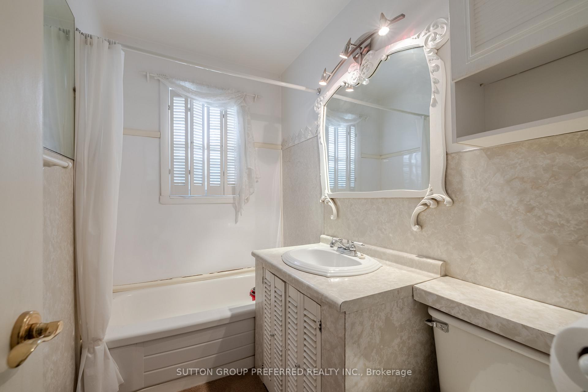 Photo 9 of 4244 Hamilton Road, Thames Centre, Dorchester — HOMEH