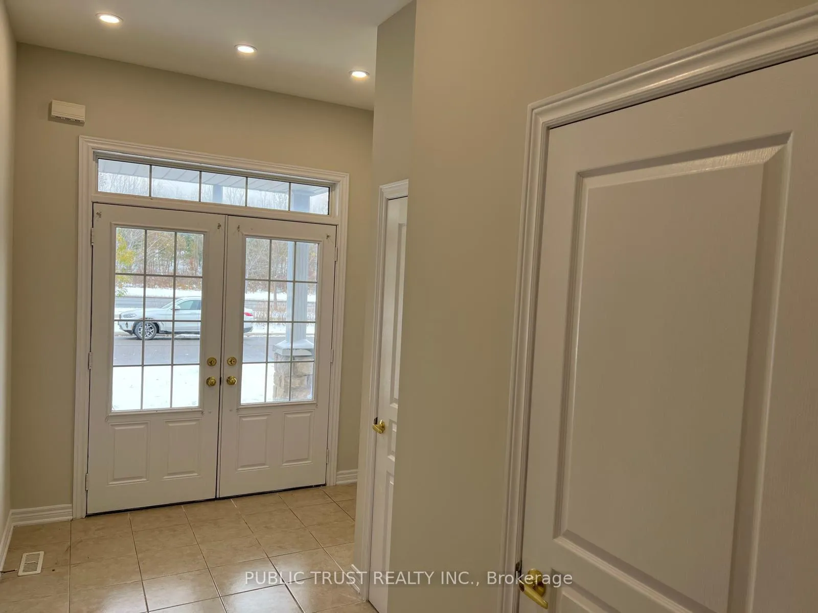 Photo 3 of 36 Turnhouse Crescent, Markham, Box Grove — HOMEH