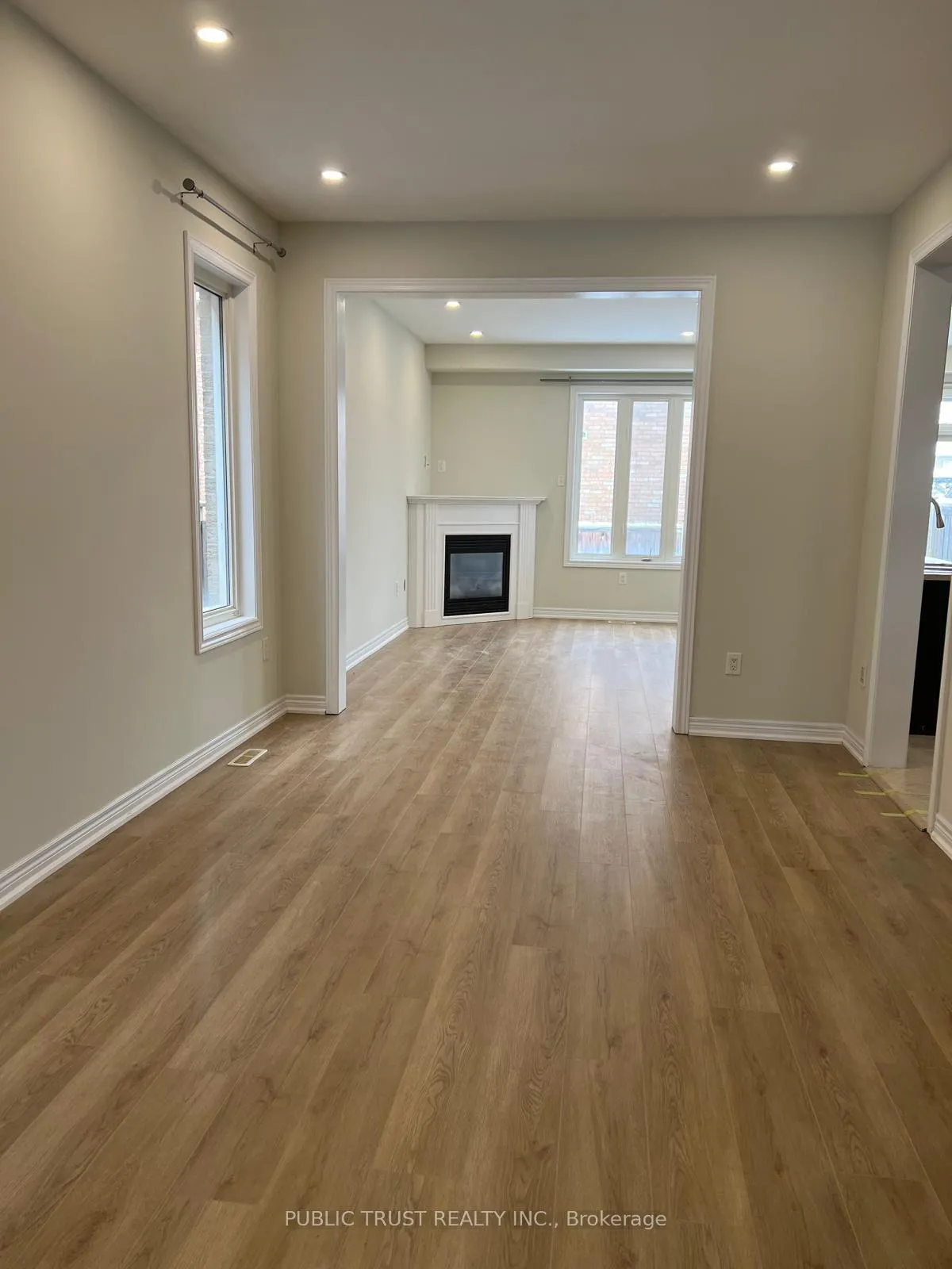 Photo 7 of 36 Turnhouse Crescent, Markham, Box Grove — HOMEH