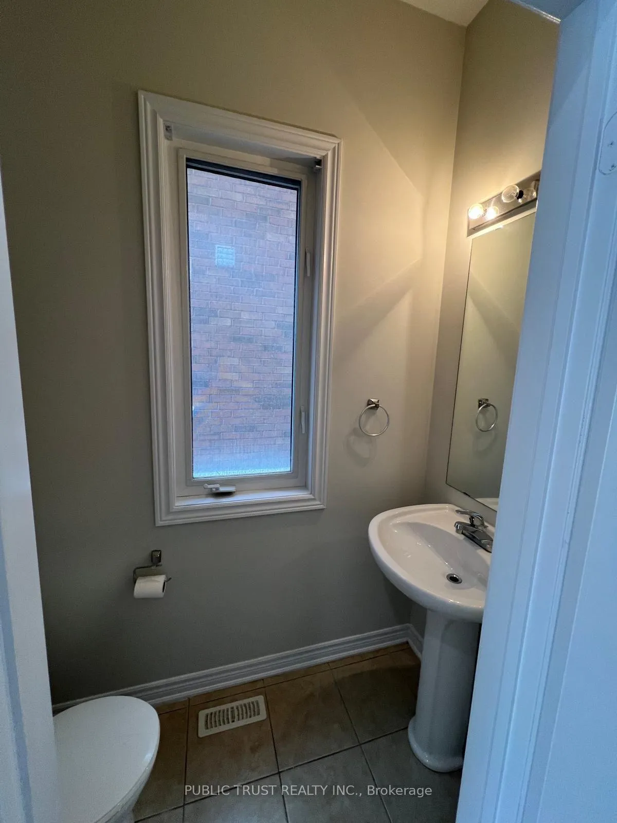 Photo 14 of 36 Turnhouse Crescent, Markham, Box Grove — HOMEH