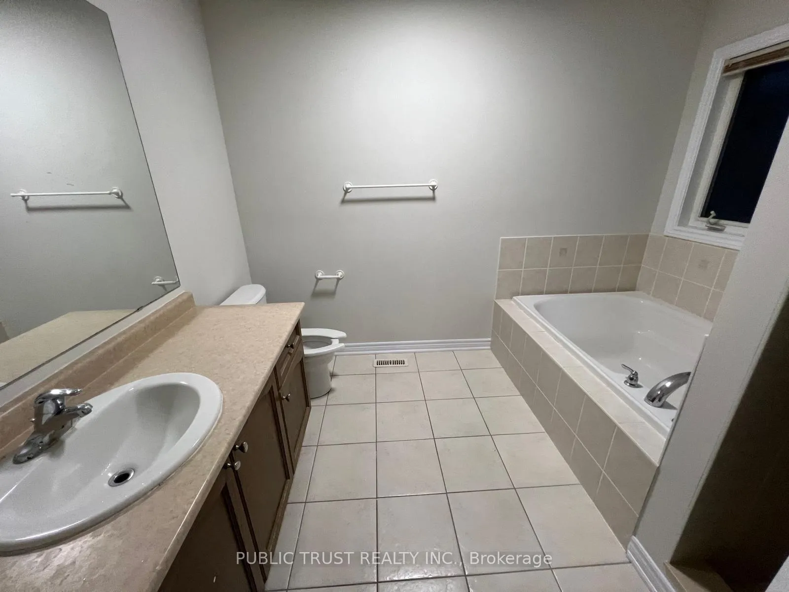 Photo 19 of 36 Turnhouse Crescent, Markham, Box Grove — HOMEH