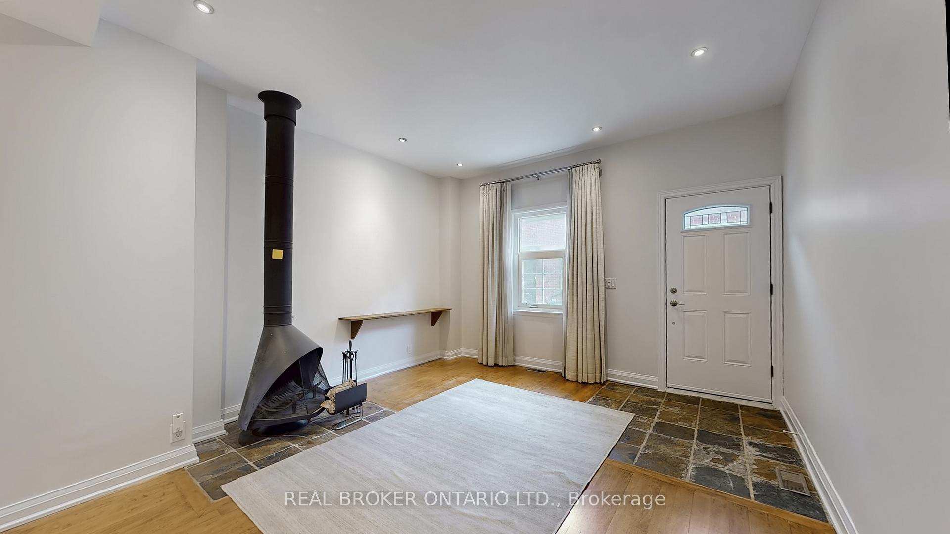 Photo 2 of 16 Wilkins Avenue, Toronto, Moss Park — HOMEH