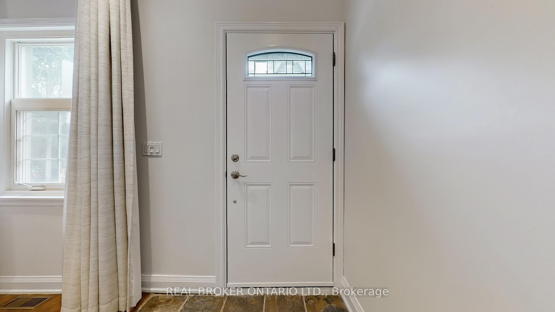 Photo 18 of 16 Wilkins Avenue, Toronto, Moss Park — HOMEH