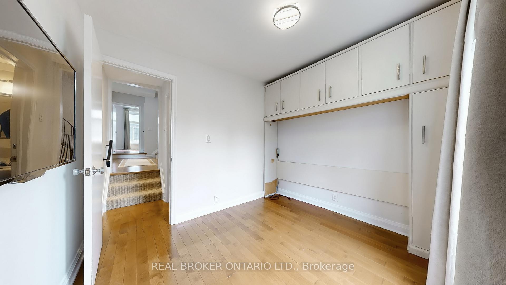 Photo 35 of 16 Wilkins Avenue, Toronto, Moss Park — HOMEH